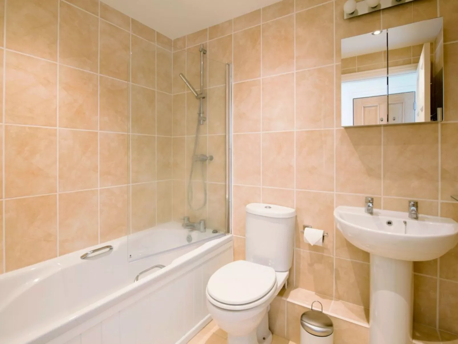 Hochwertig eingerichtete, moderne Apartments in einer Viktorianischen Villa mit