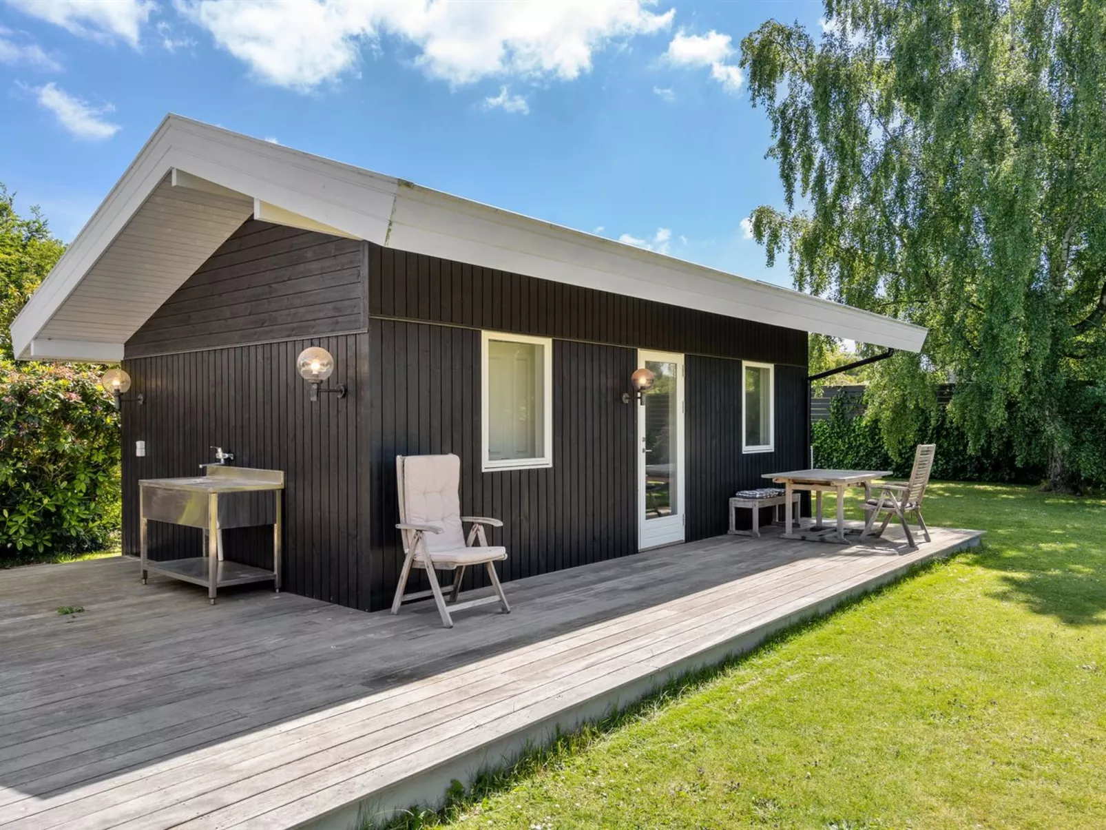 "Ingelis" - 1.2km from the sea