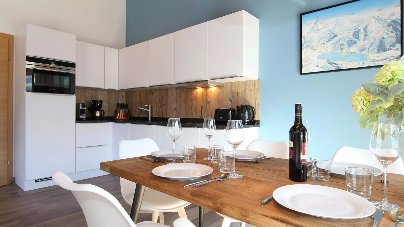 Luxury Tauern Suite Walchen-Kaprun 3-Eetkamer