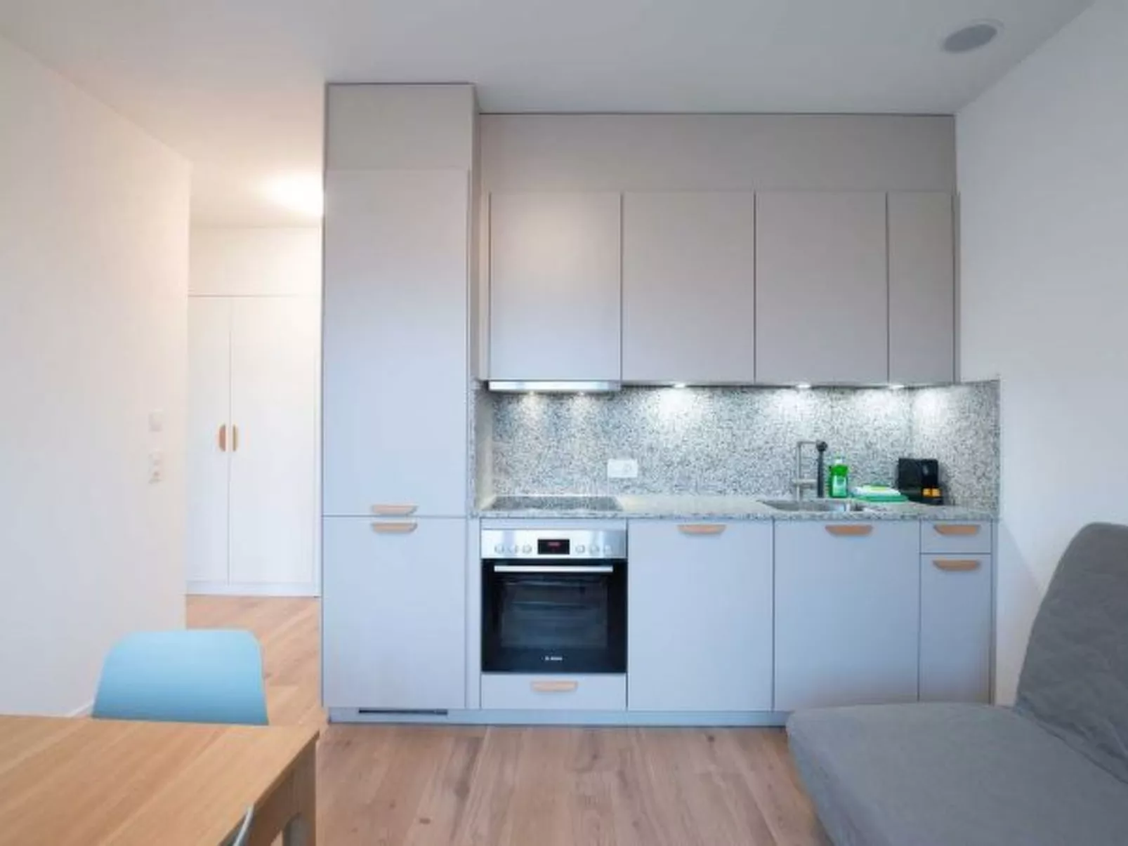 ZH Green 4 - Letzigrund HITrental Apartment