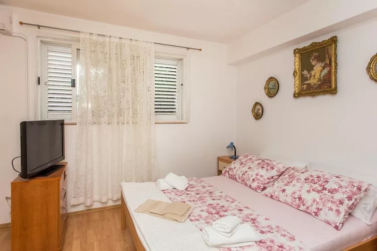 Apartment Stella Polaris - Studio Apartment A2 - Woonkamer