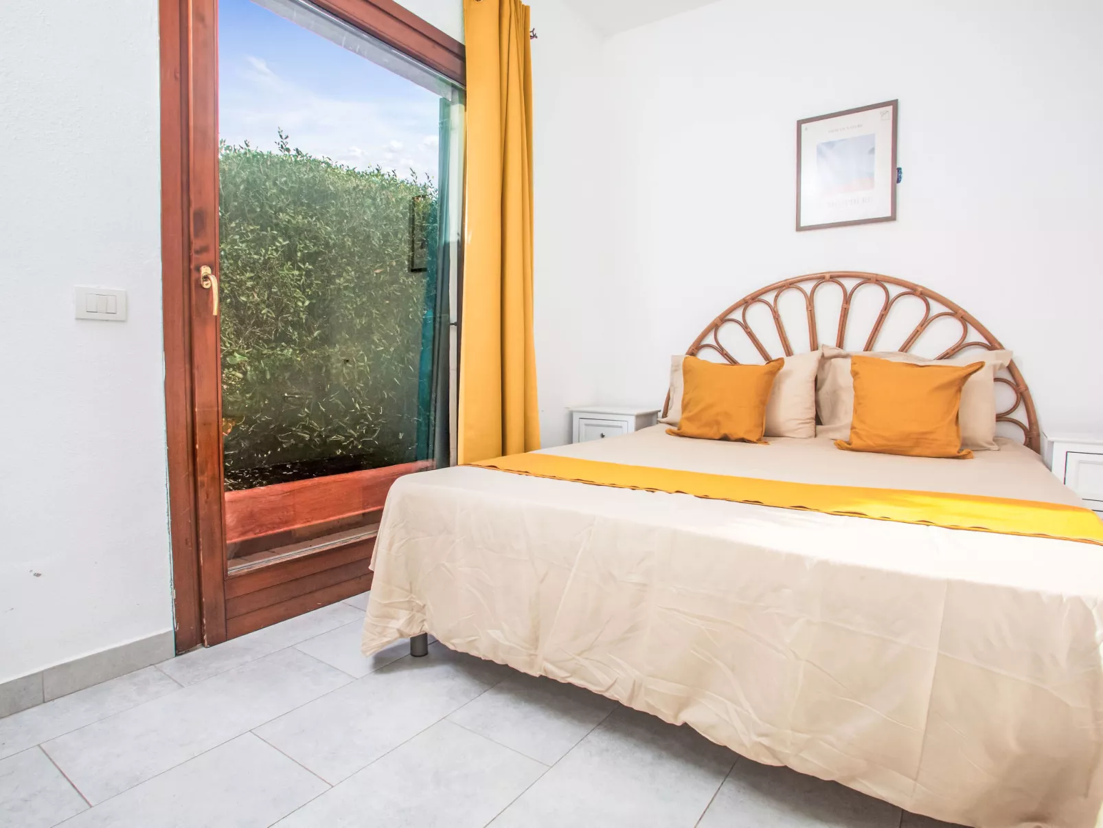 Luminoso trilocale eolo - Binnen