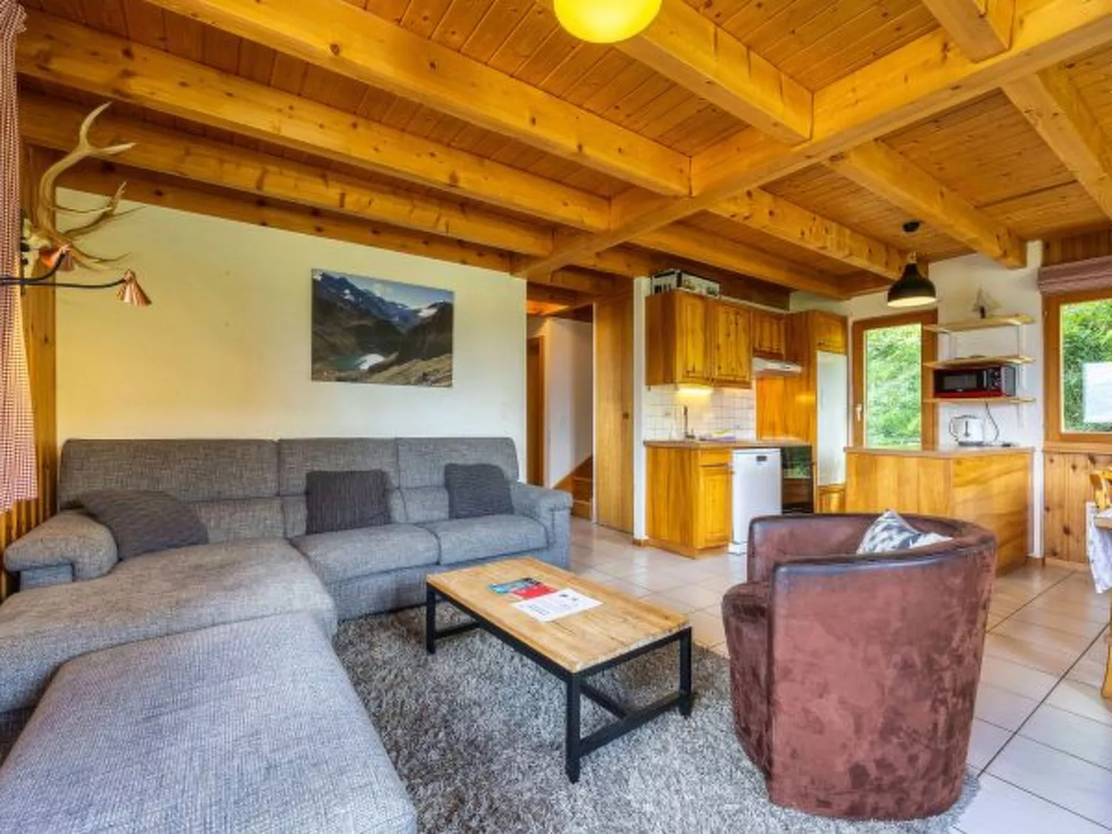Chalet Les 2 Sabots - ski/in-out - Binnen