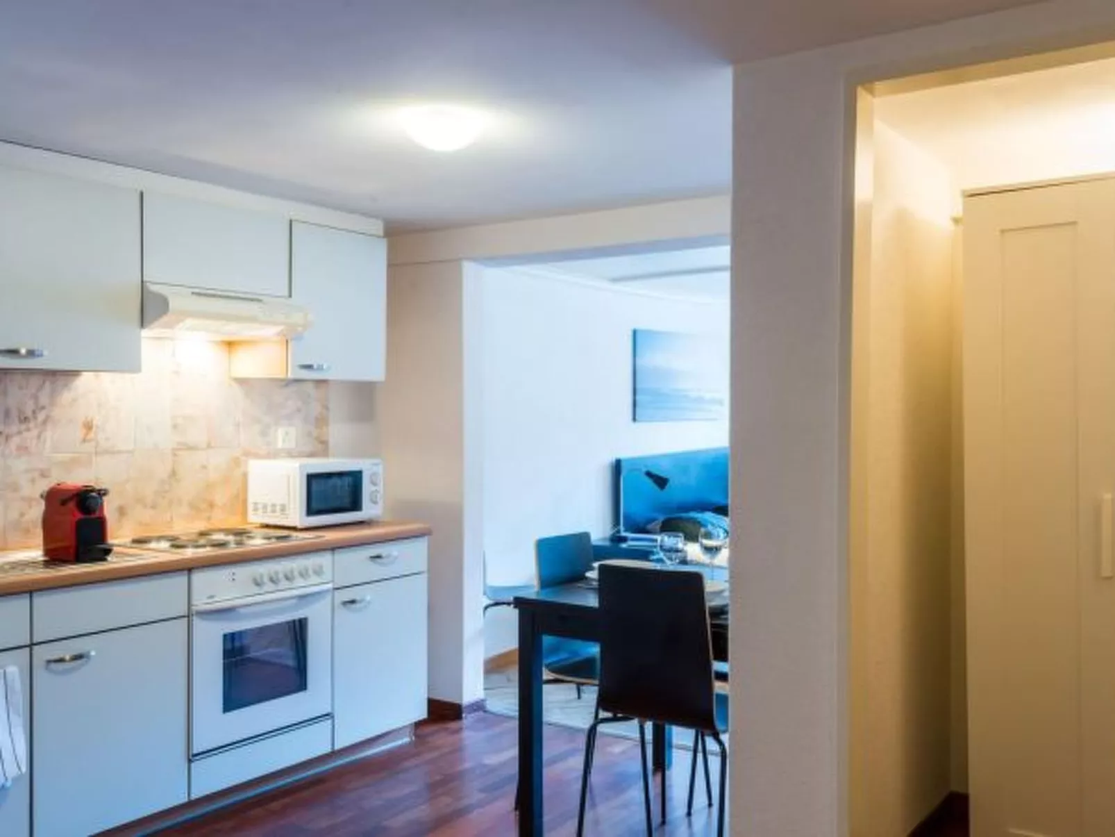 ZH Doerfli 4 - HITrental Apartment - Binnen