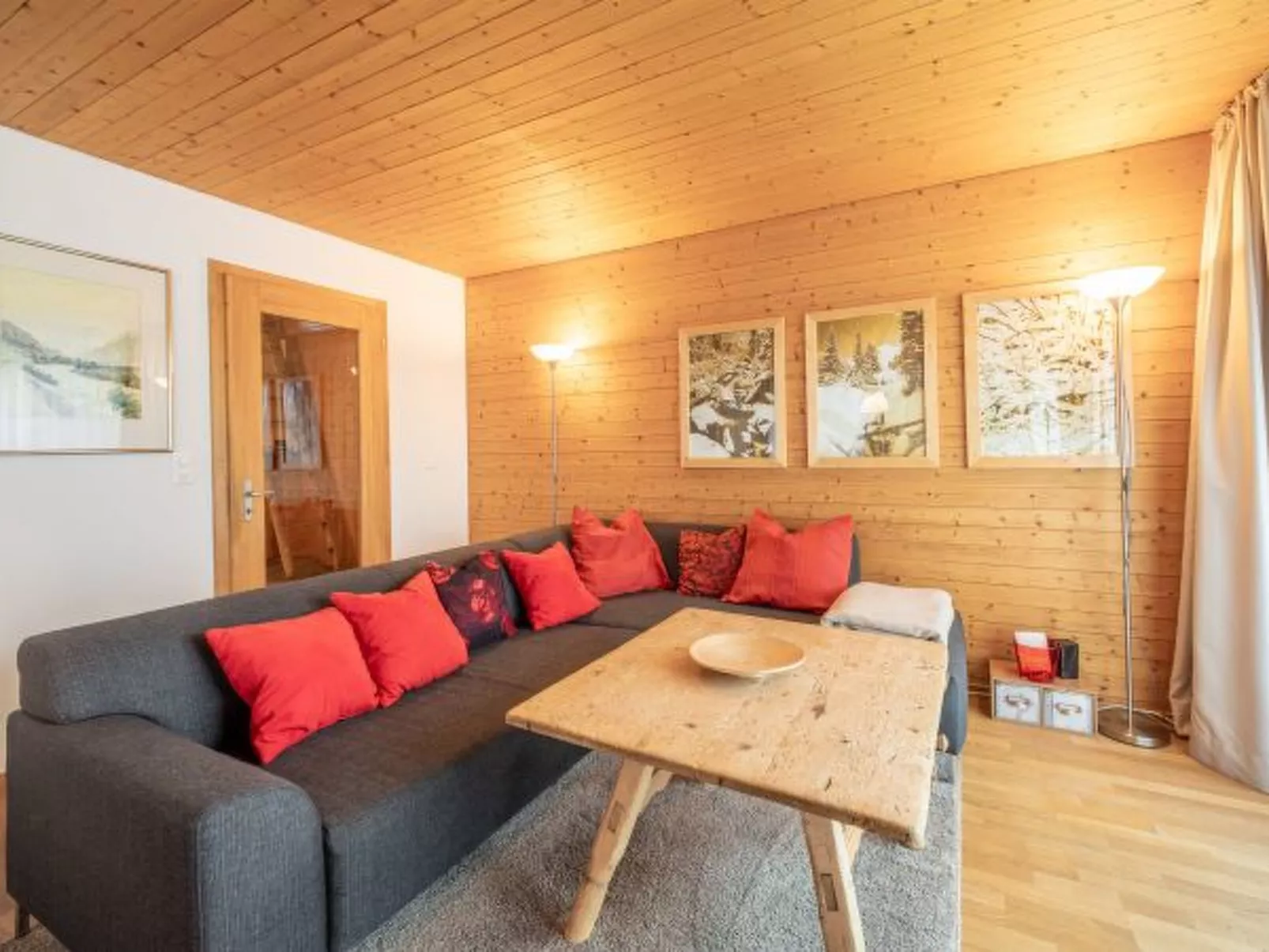 Panorama Salums - Binnen