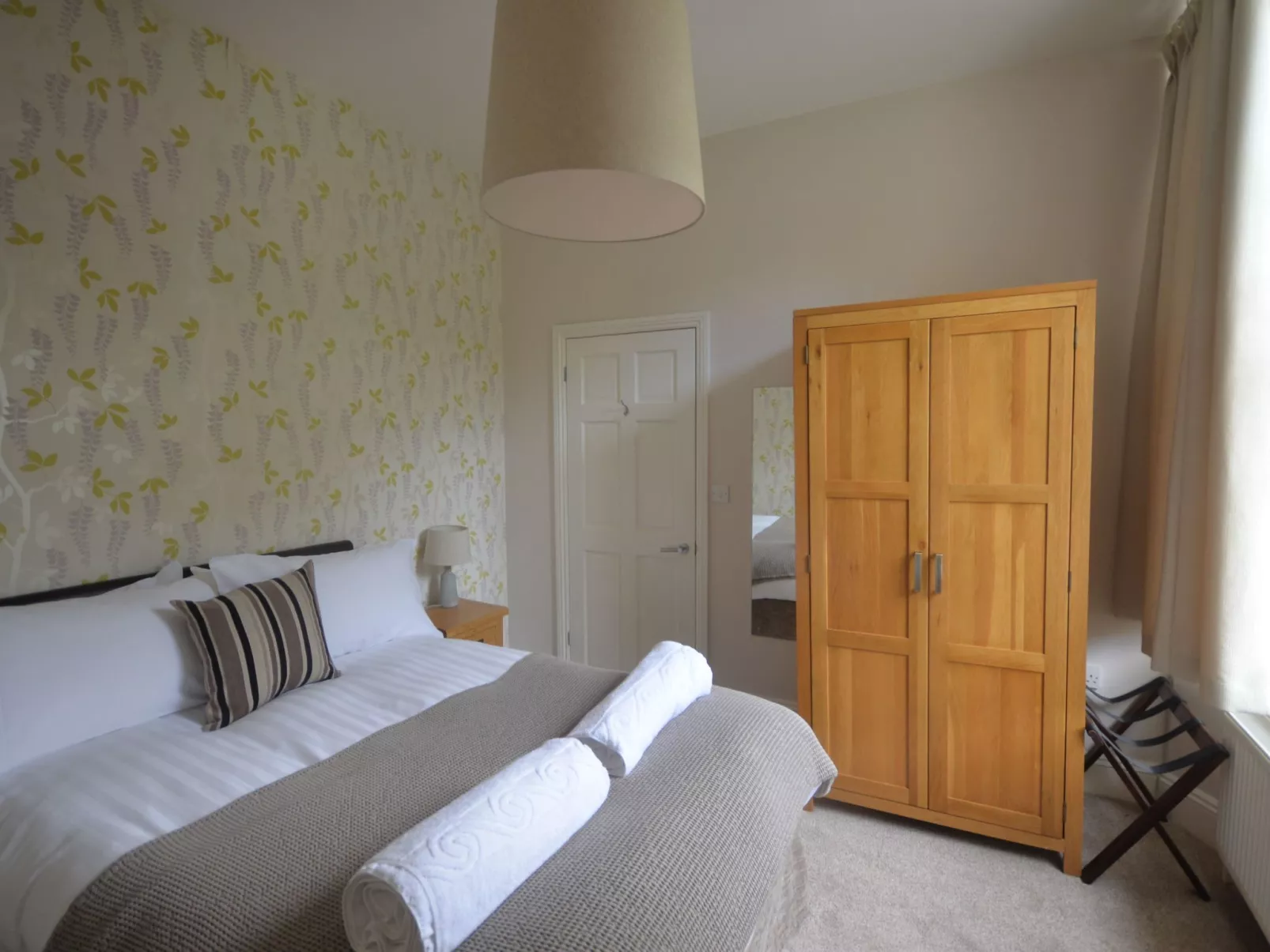 Modern eingerichtete Ferienwohnung in der unteren Etage - Image-tags.info