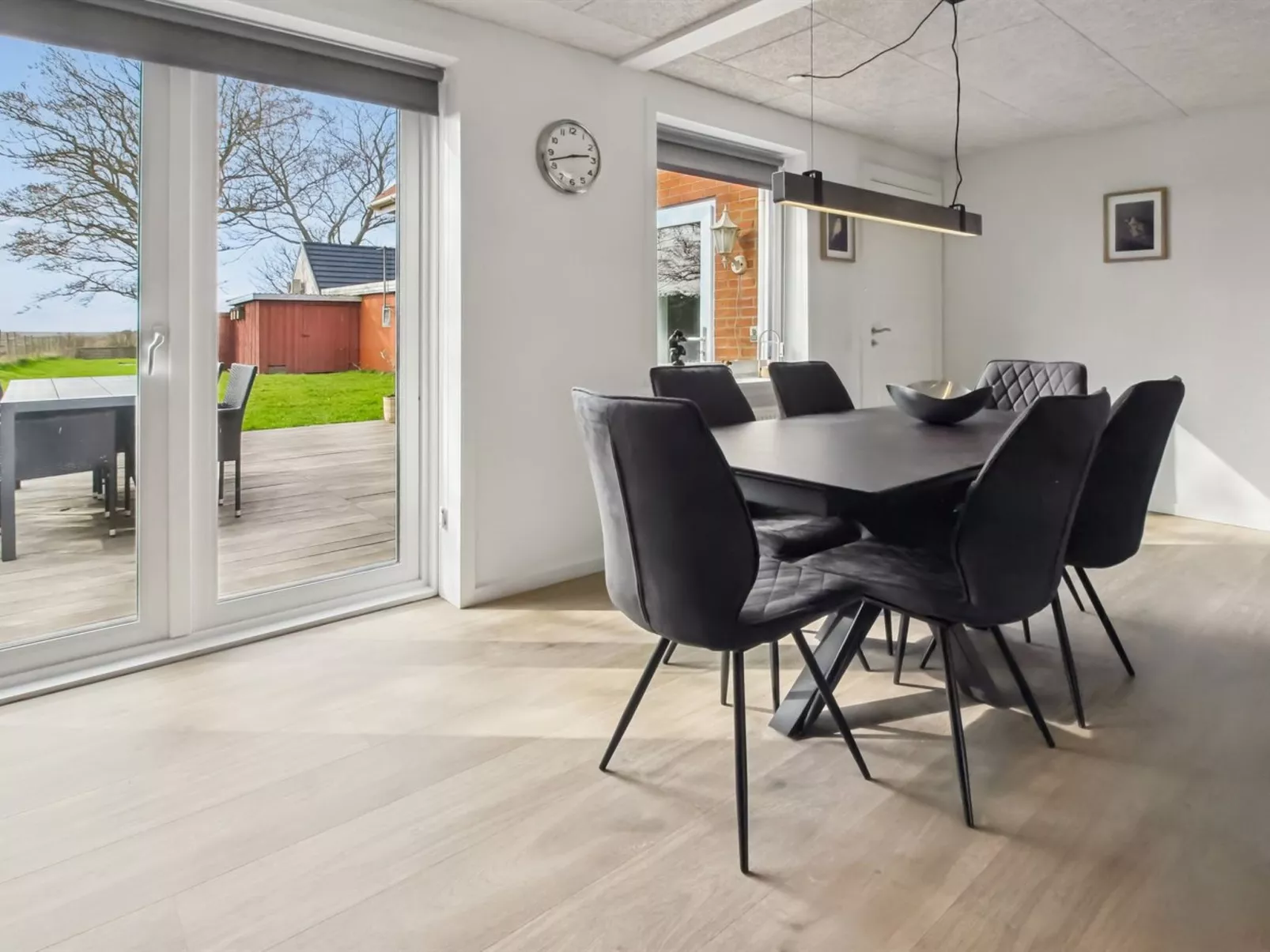 "Milan" - 20km from the sea - Binnen