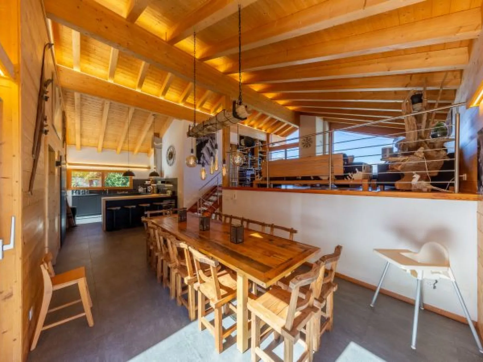 Chalet Ciel Etoilé - vue splendide - Binnen