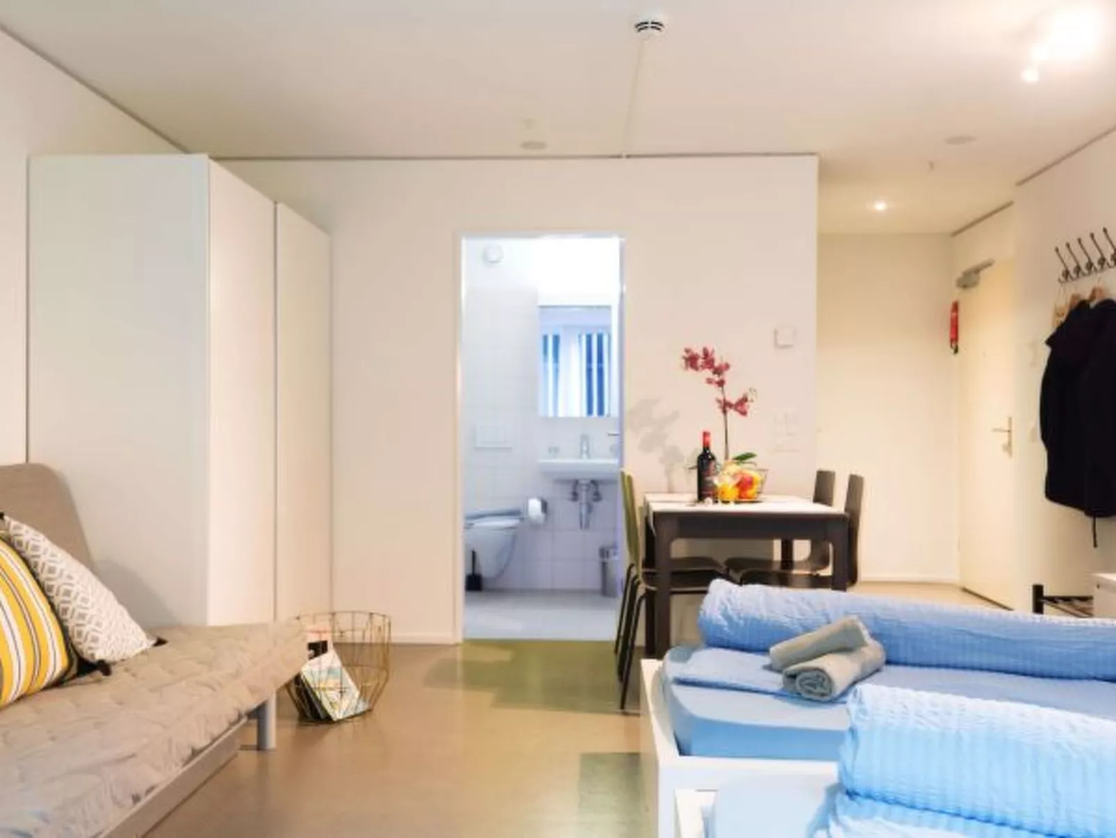 LU Schatzturm IV - Allmend HITrental Apartment - Binnen