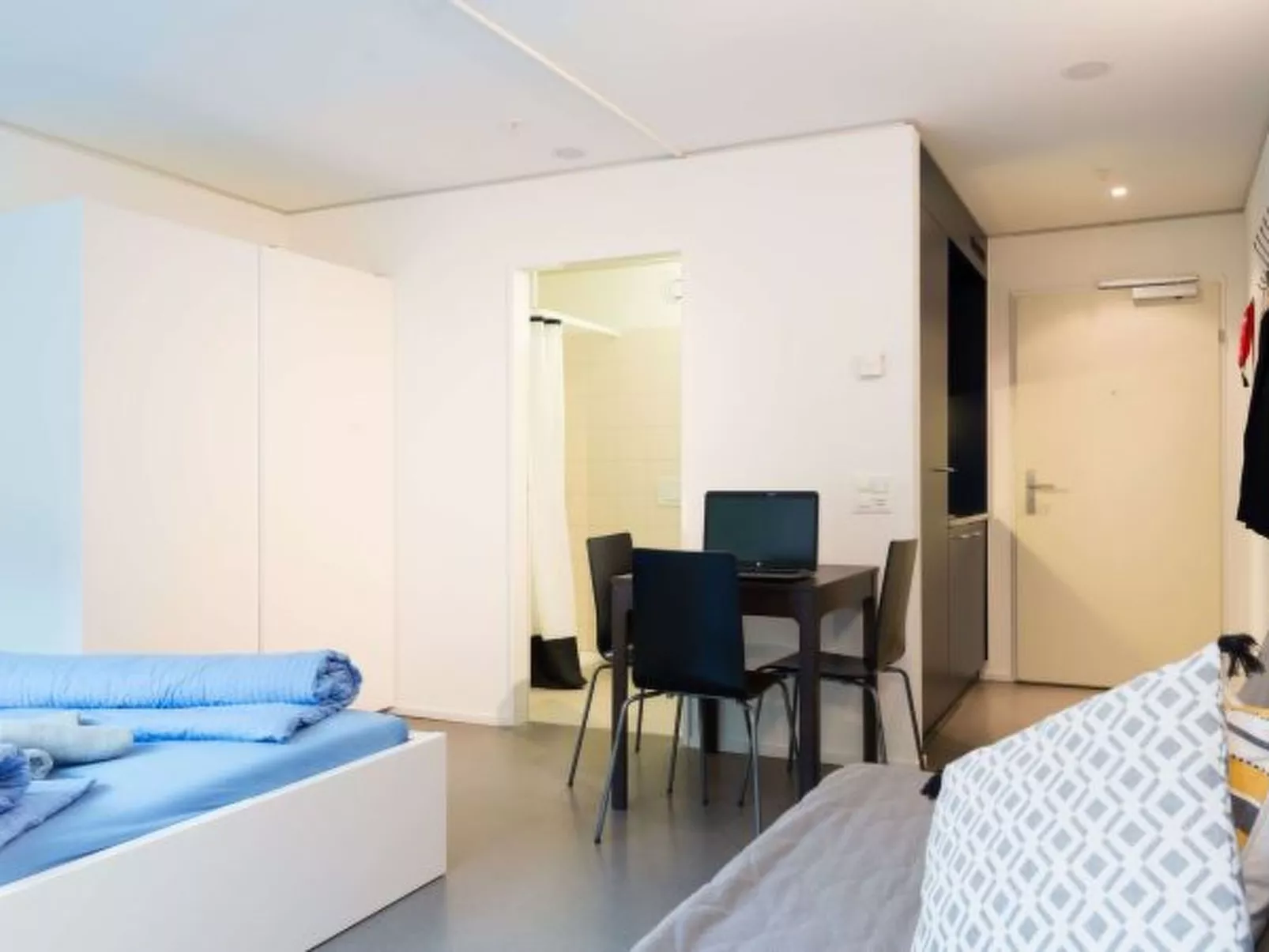 LU Drachenmoor III - Allmend HITrental Apartment - Binnen