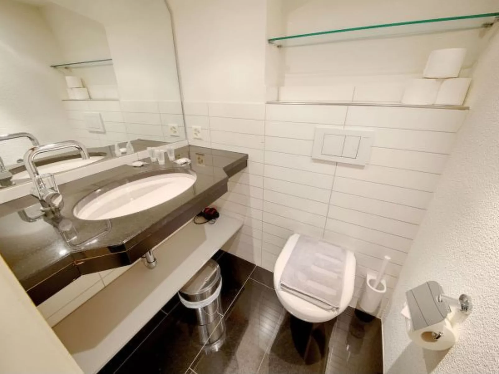 ZH Gasse 2 – HITrental Schmidgasse Apartment - Binnen