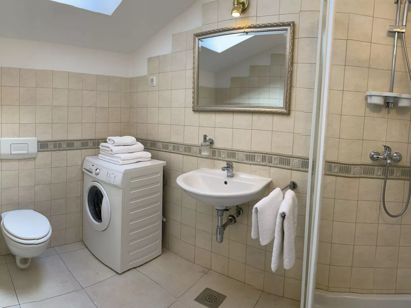 Wohnung mit Blick auf das Wasser - Image-tags.info