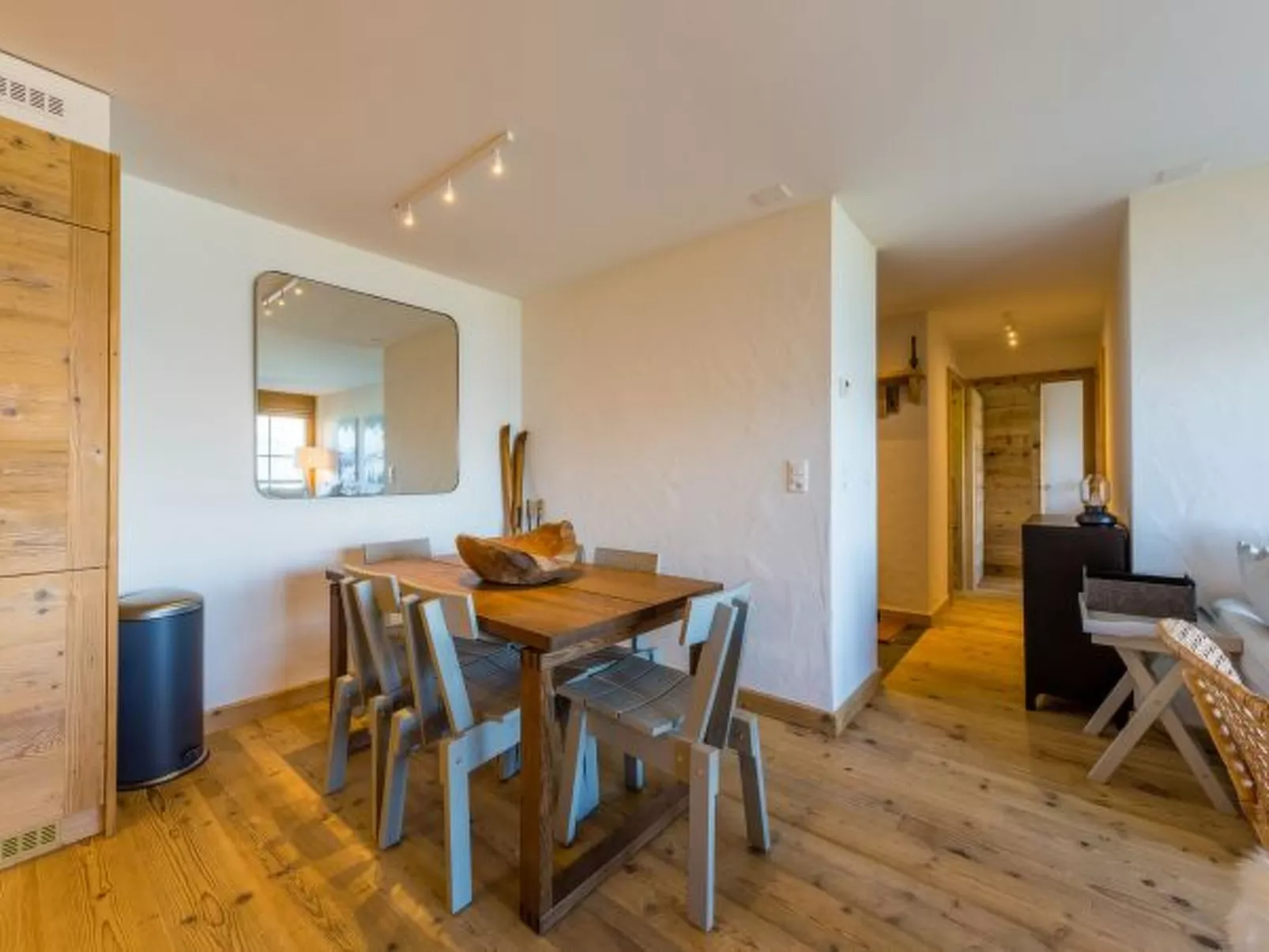 Nendaz 2 bedroom apartment - close ski lift (R31) - Binnen