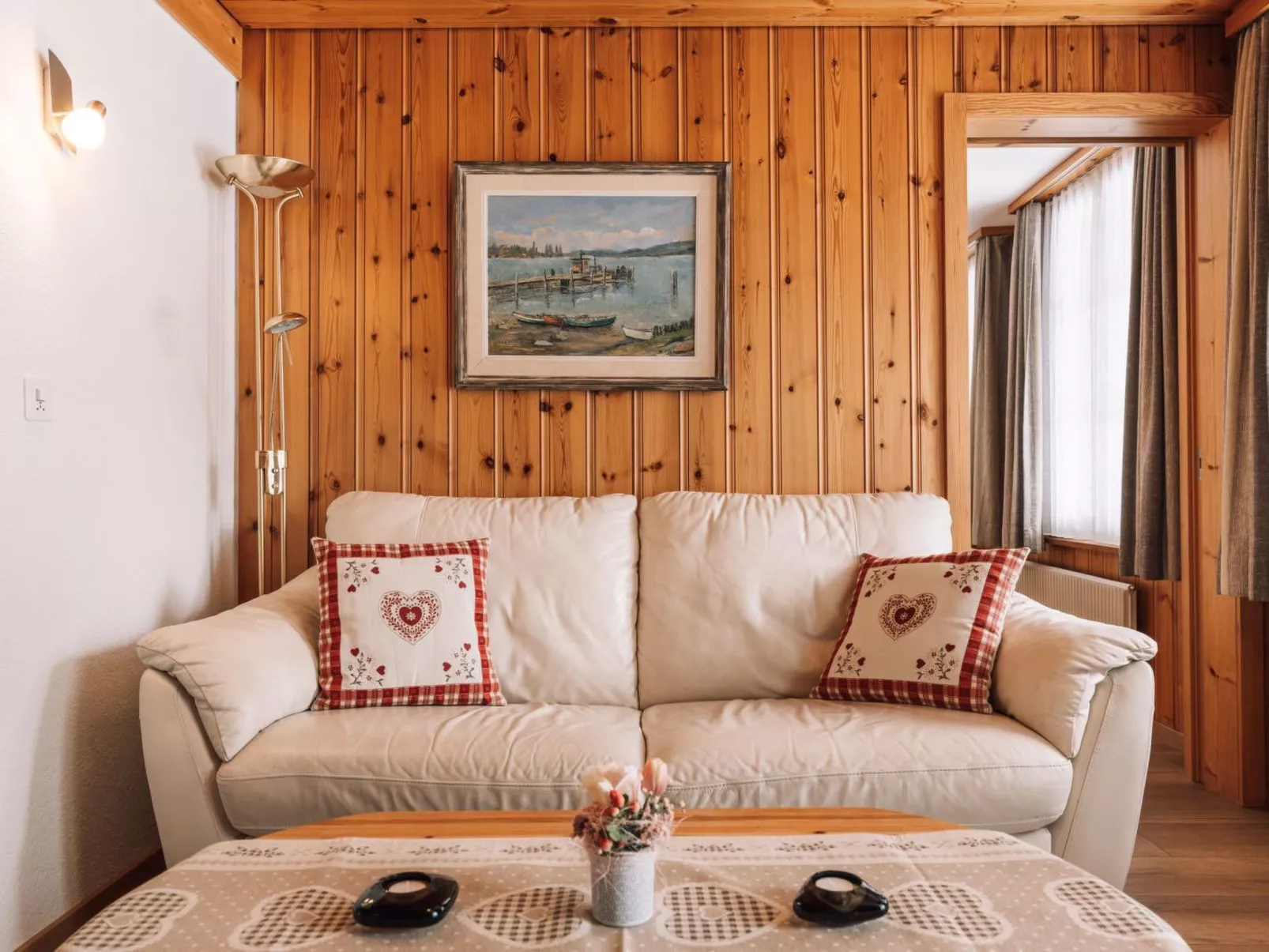 Hohturnen 2,5-Zimmer Wohnung - Image-tags.info