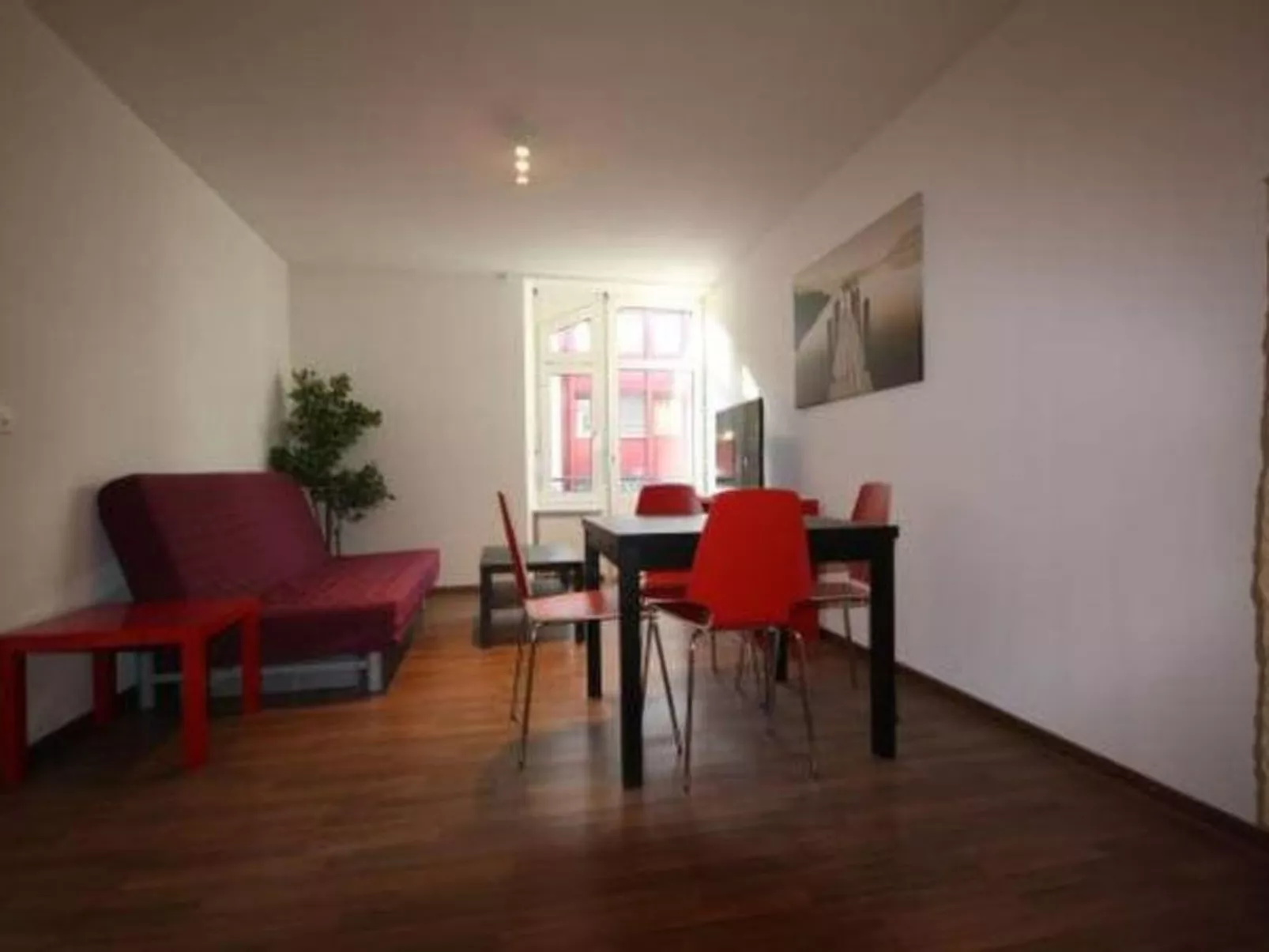 ZH Blueberry l - Oerlikon HITrental Apartment - Binnen