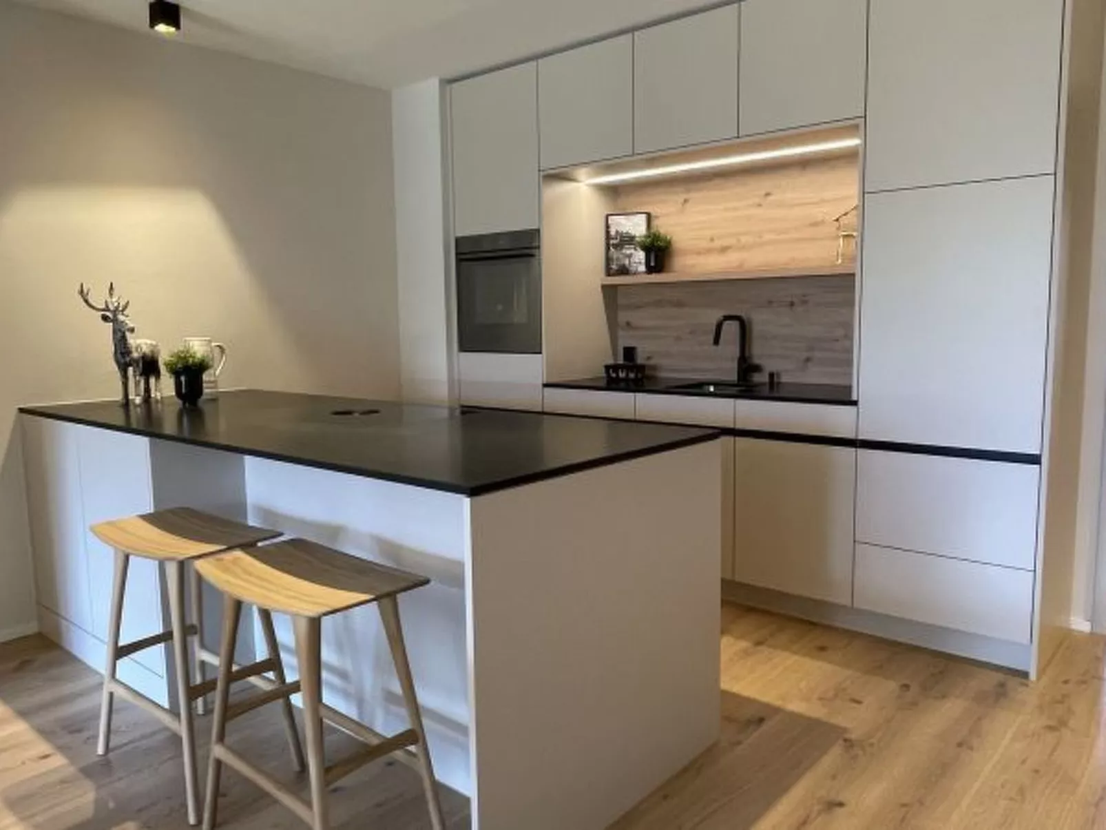 Val Signina 6-21 - Binnen