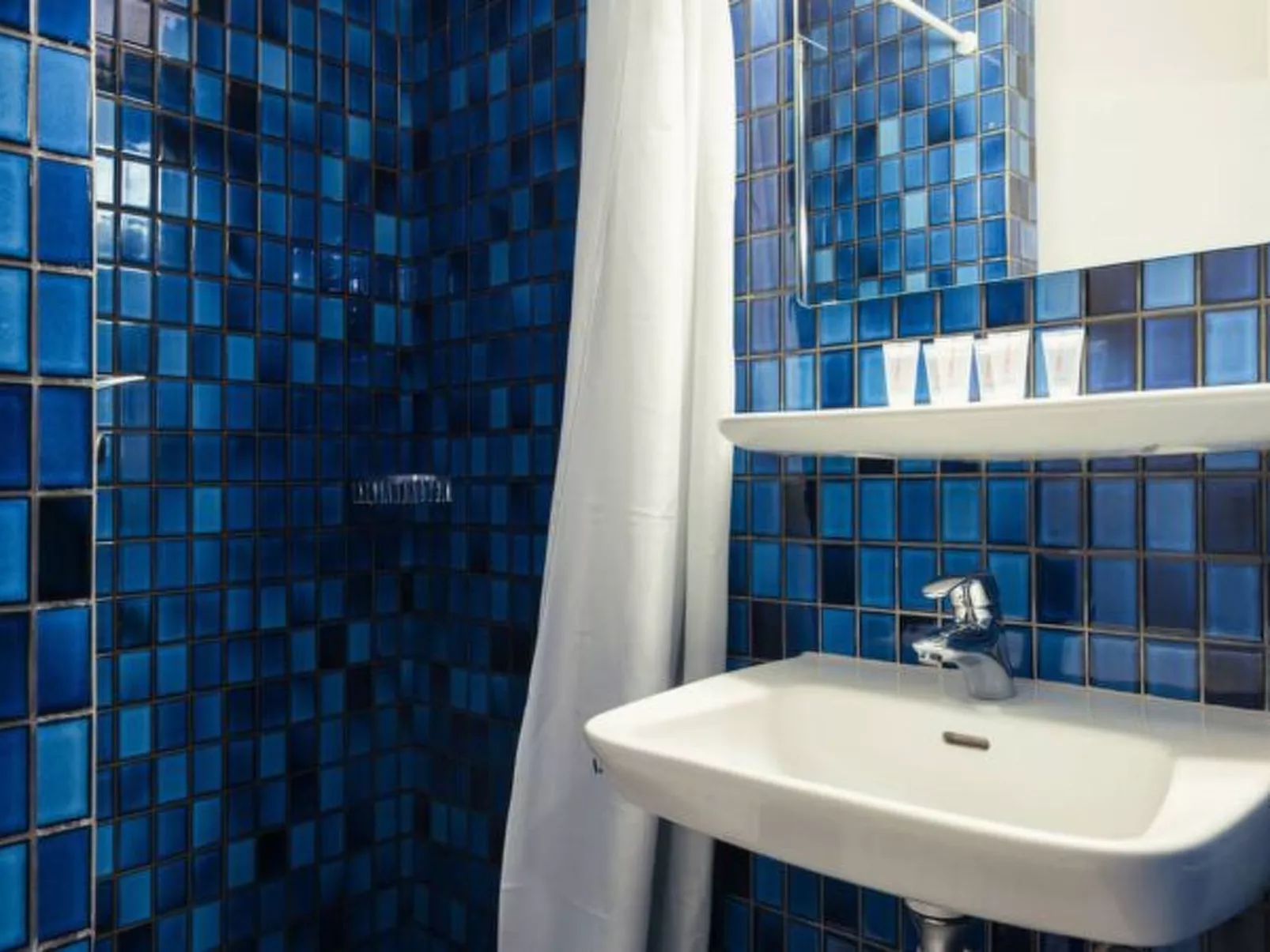 LU Venus ll - Old Town HITrental Apartment - Binnen