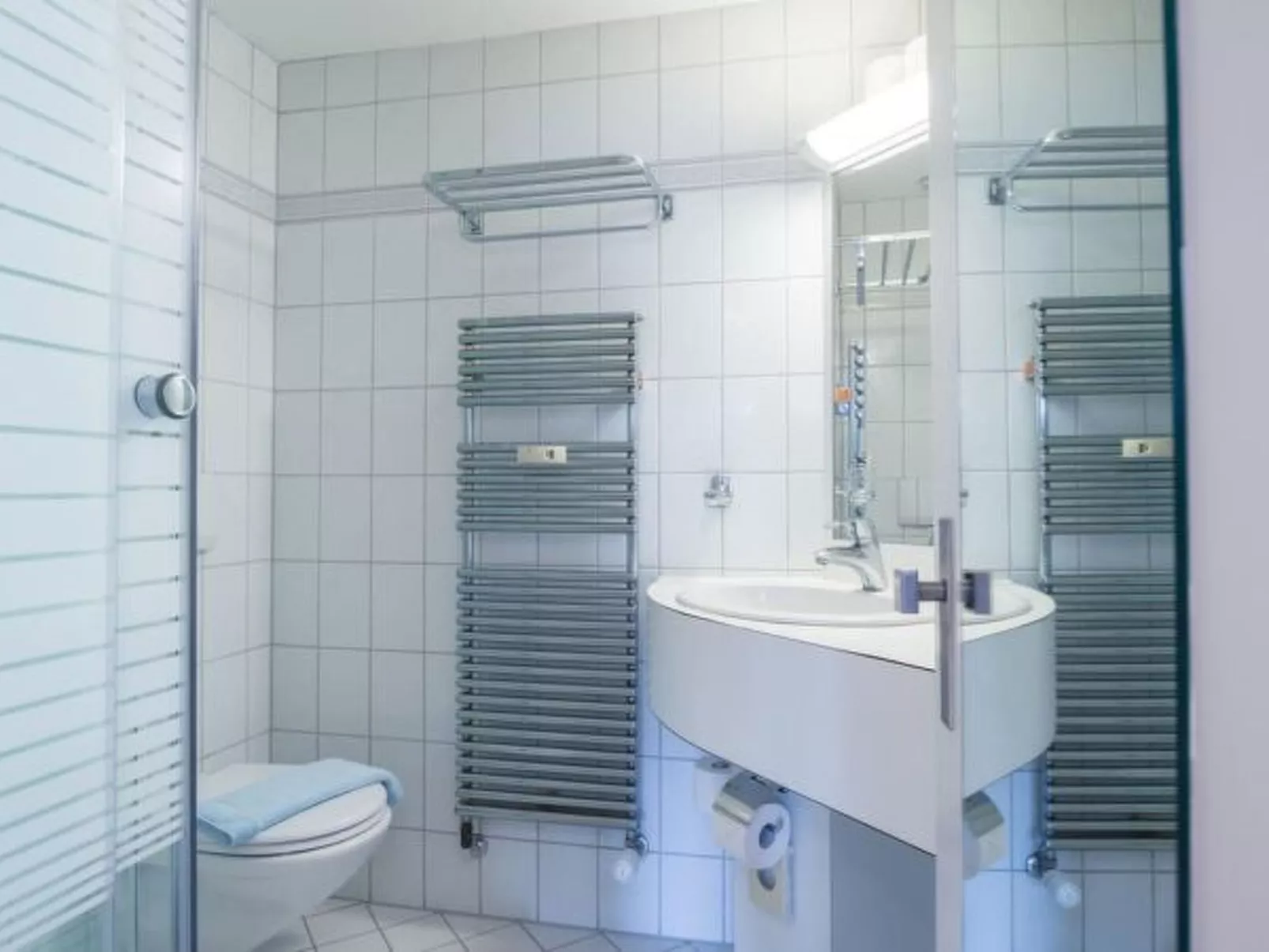 LU Saturn ll - Chapel Bridge HITrental Apartment - Binnen