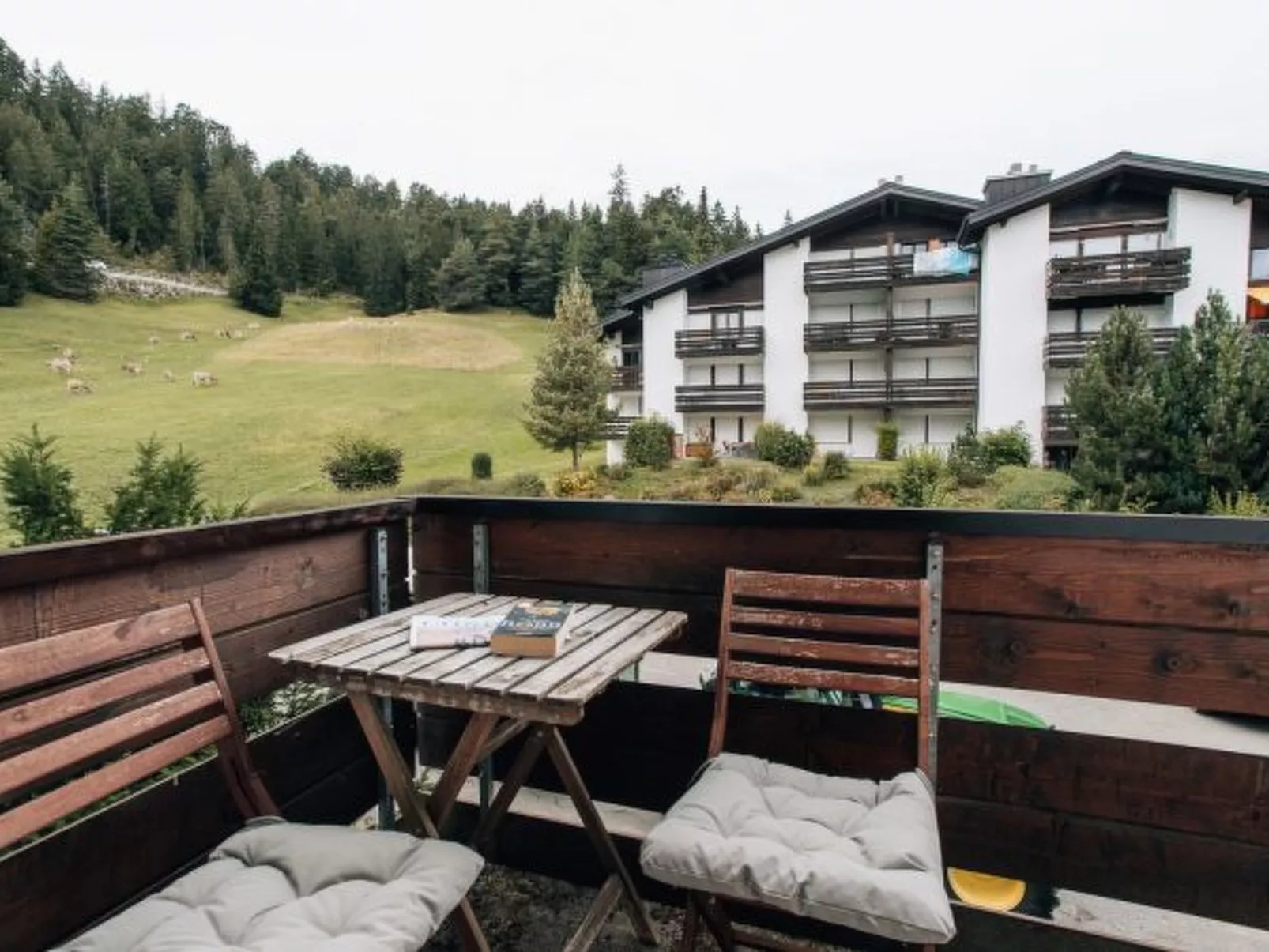 Casa Partnun 309 - Buiten