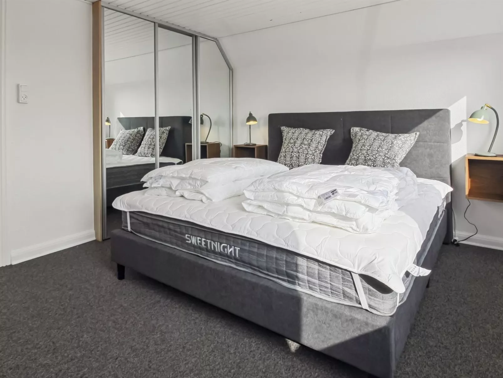 "Milan" - 20km from the sea - Binnen