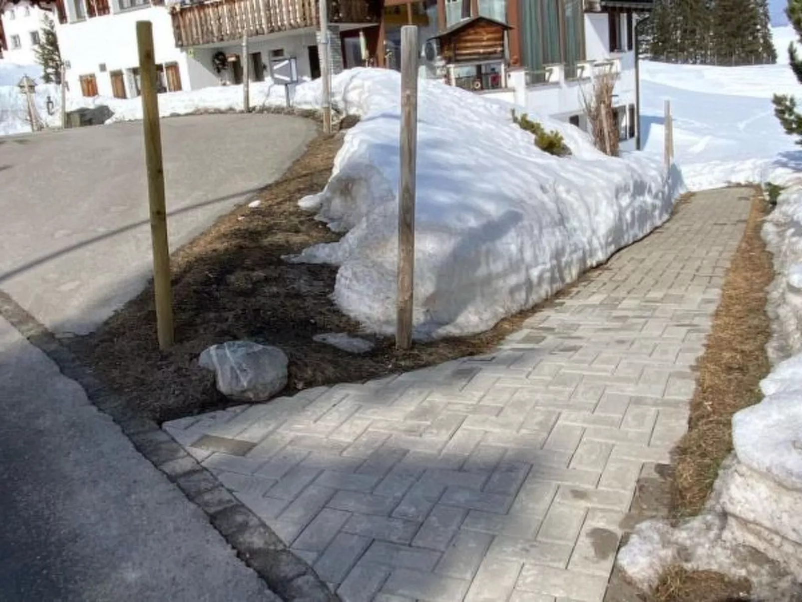 Ferienunterkunft für 3 Personen Sartons-Lenzerheide - Buiten