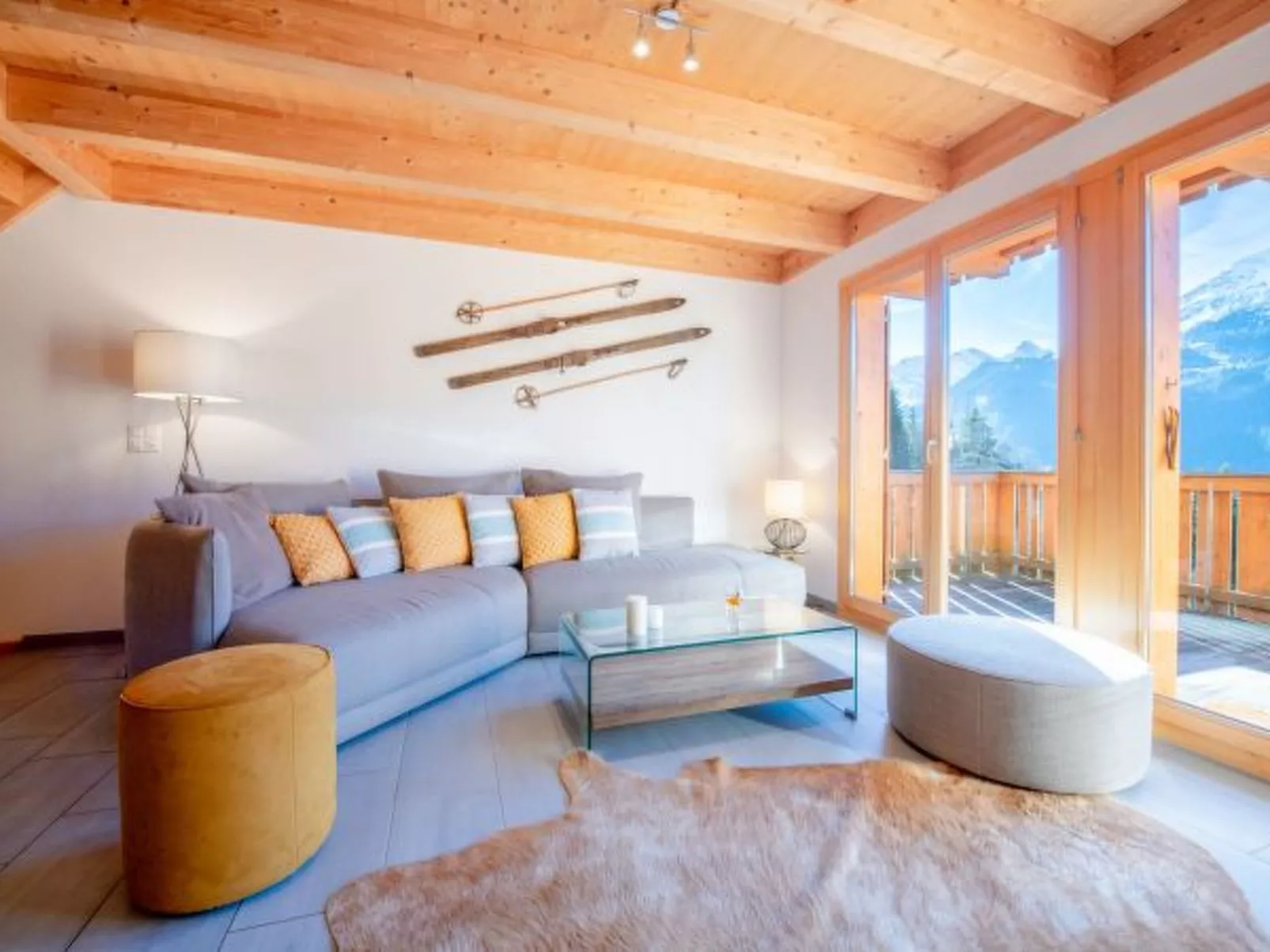 Racers Retreat 10 - Binnen