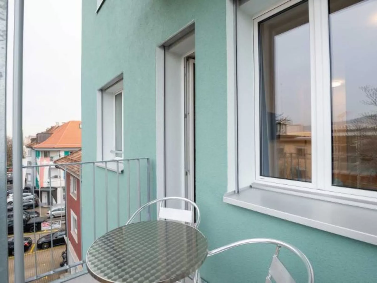 ZH Green 4 - Letzigrund HITrental Apartment - Buiten