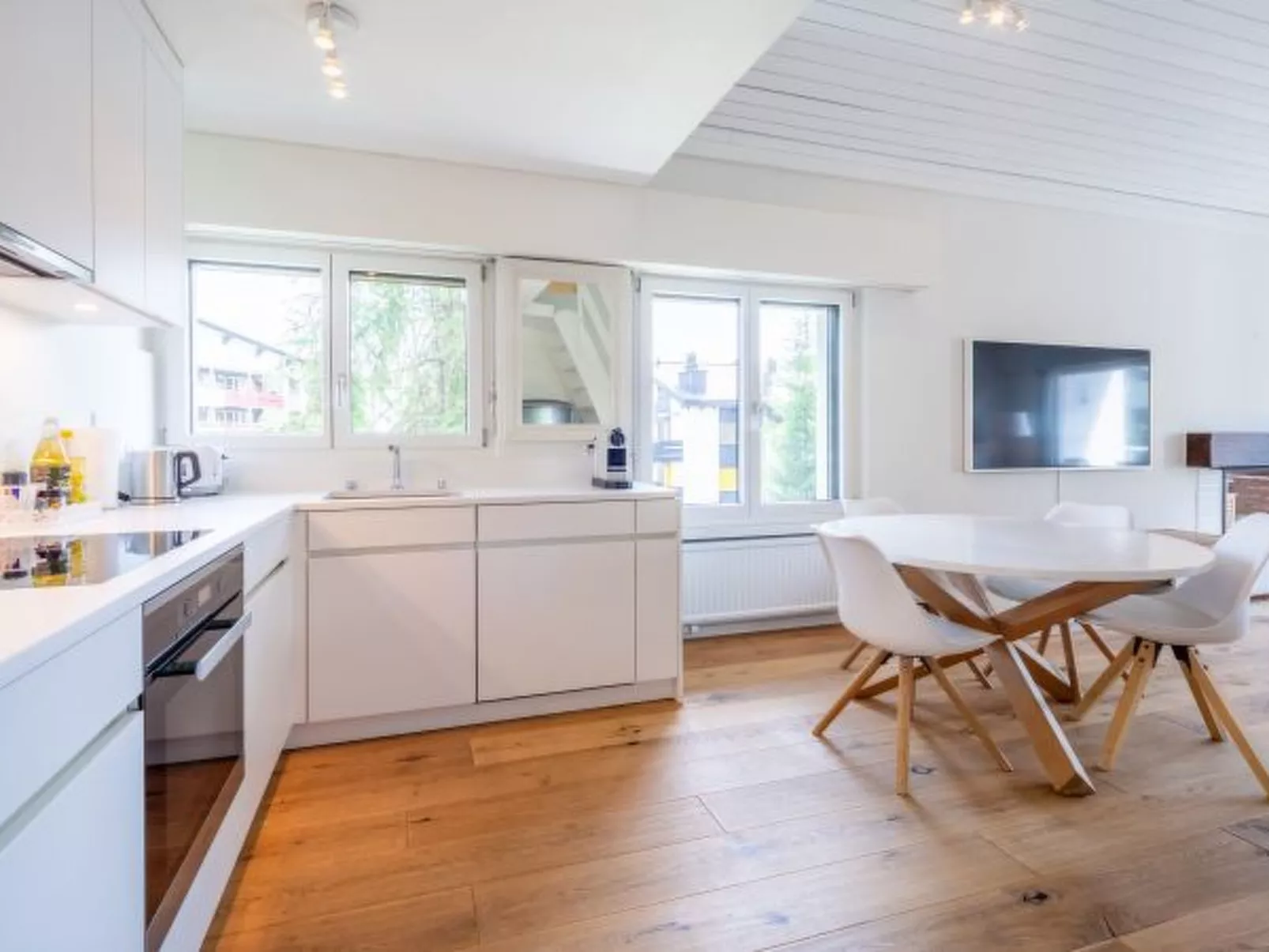 Casa Curnera 8 - Binnen