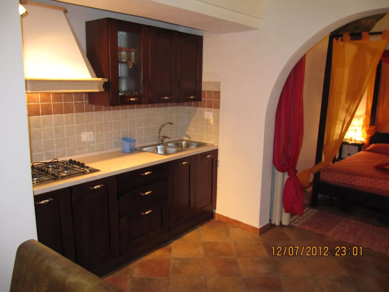 Dammuso mit Terrasse und Meerblick - Binnen