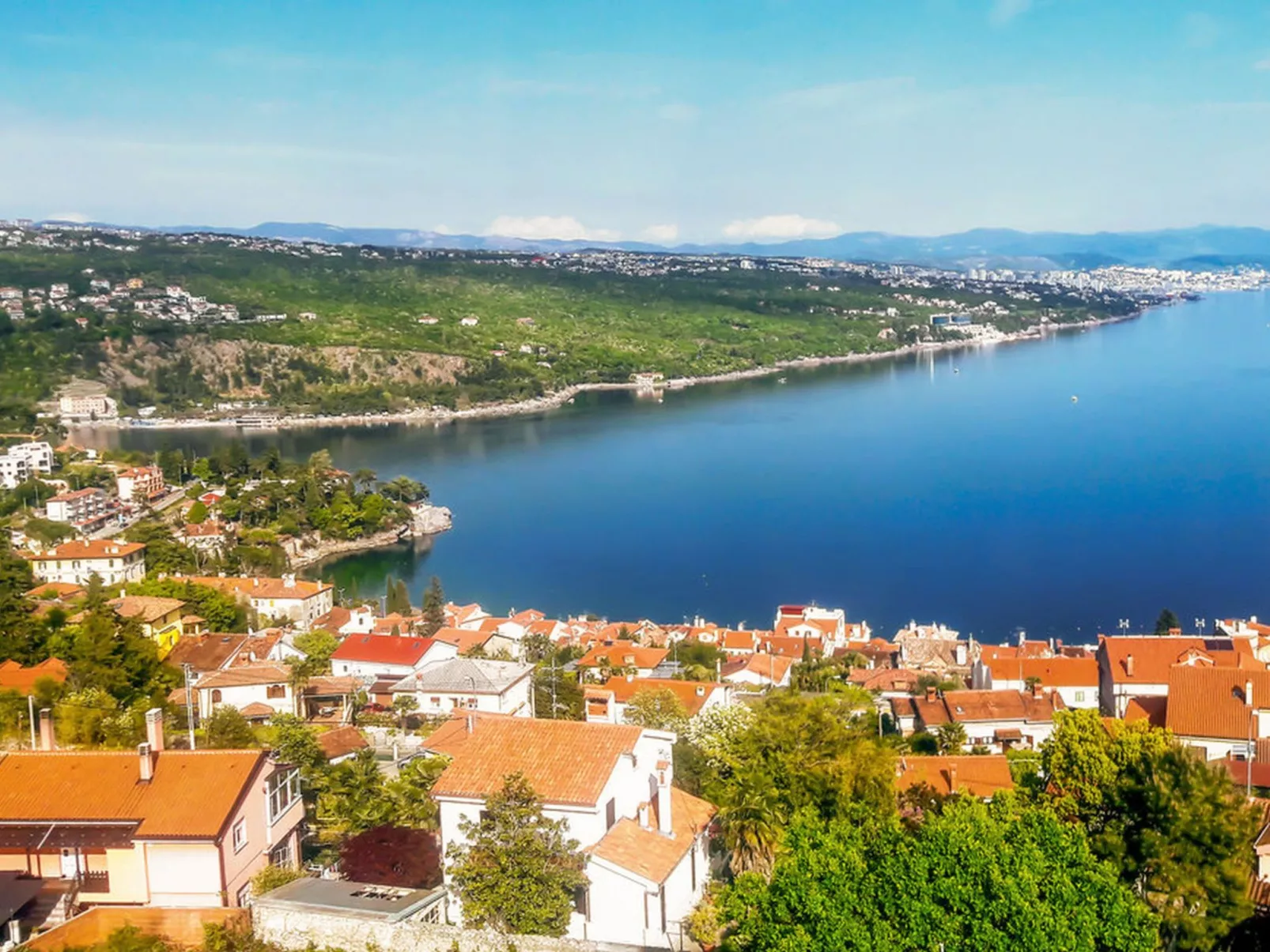 Wohnung mit Blick auf das Wasser - Image-tags.info
