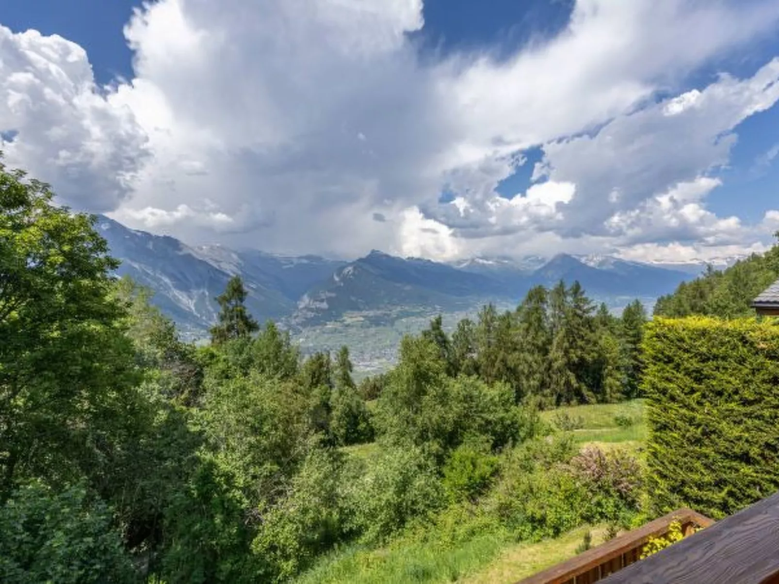 Chalet La Vue - hammam, pet friendly, amazing view - Buiten