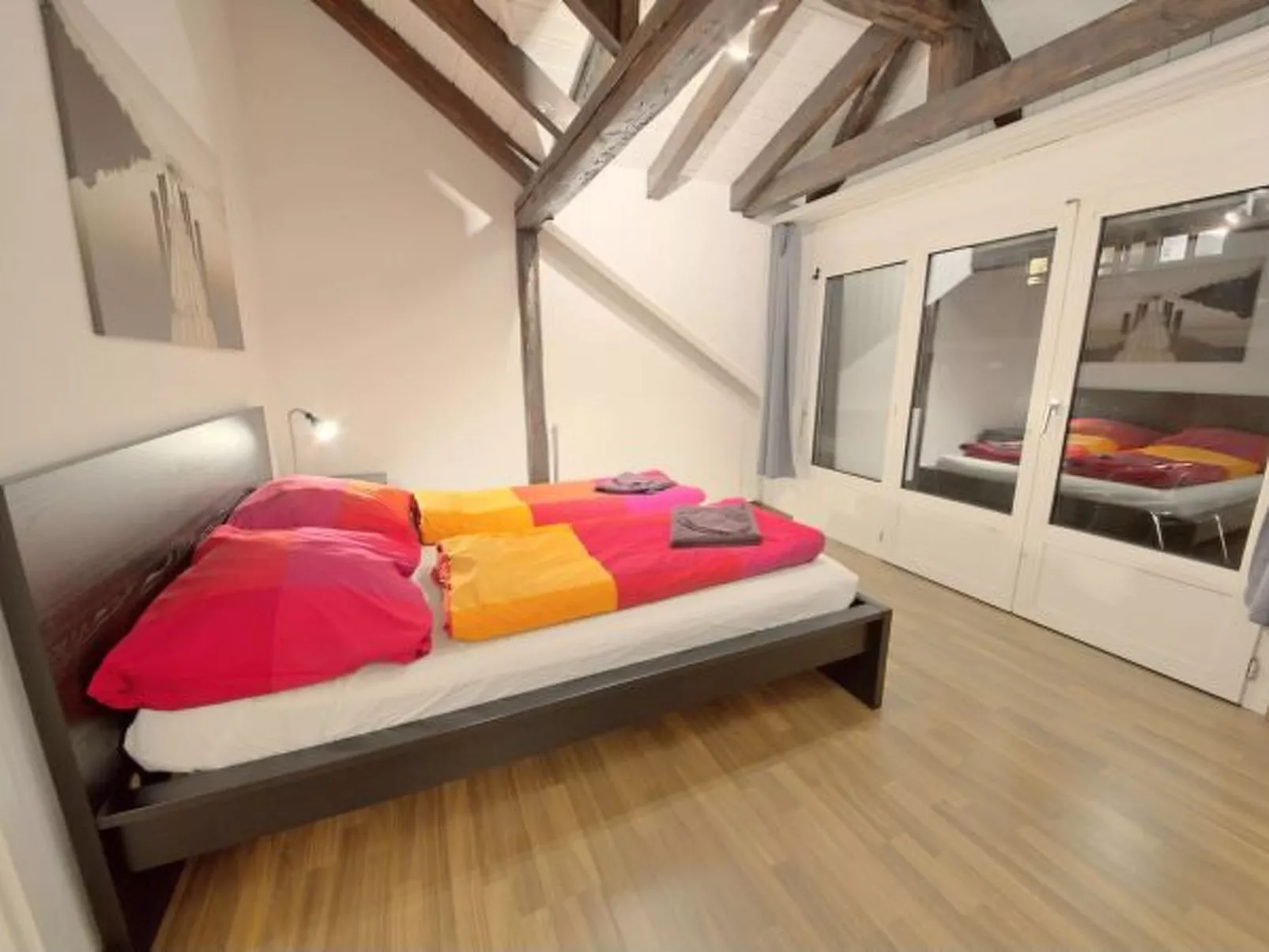 ZH Strawberry - Oerlikon HITrental Apartment - Binnen