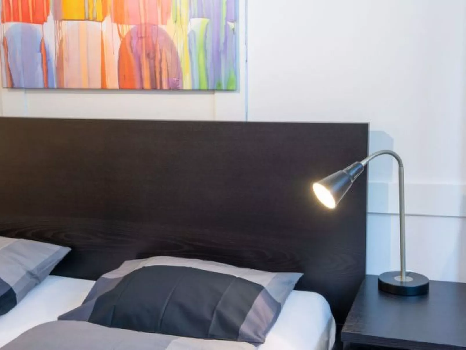 ZH Doerfli 1 - HITrental Apartment - Binnen