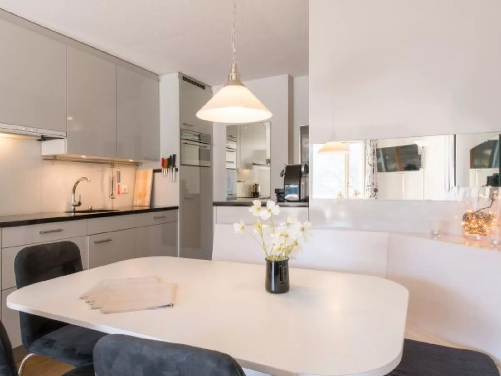 Eiger Residence - Binnen