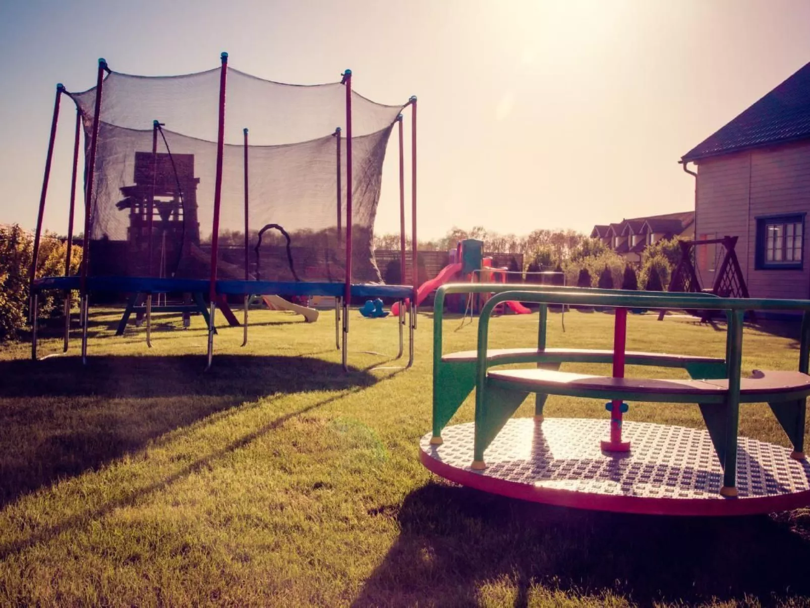 "Ferienwohnung" mitten im Grünen - Buiten