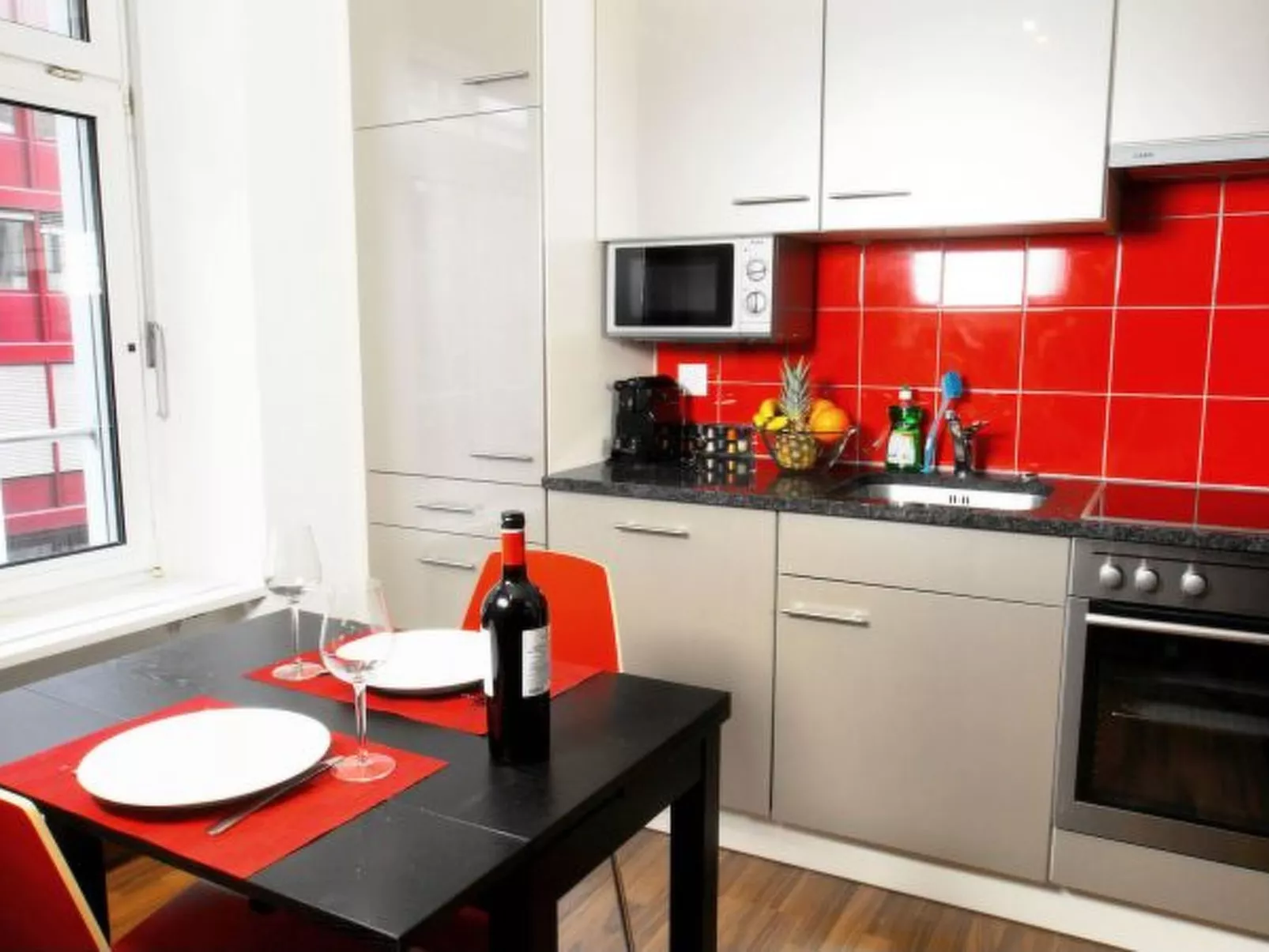 ZH Cranberry lV - Oerlikon HITrental Apartment - Binnen