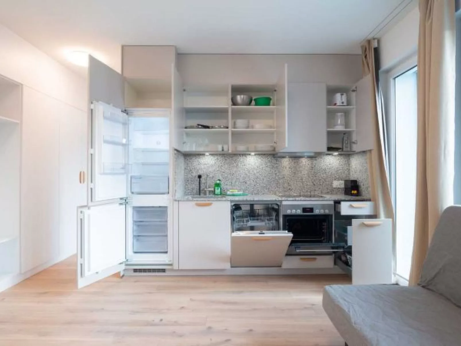 ZH Red 4 - Letzigrund HITrental Apartment - Binnen