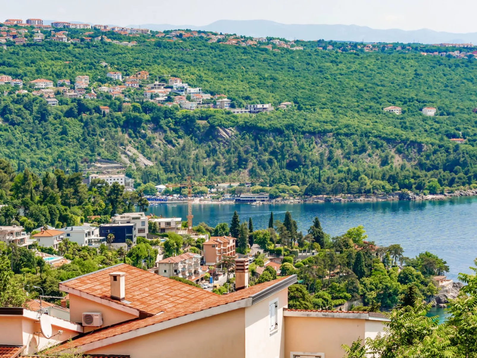 Wohnung mit Blick auf das Wasser - Image-tags.info
