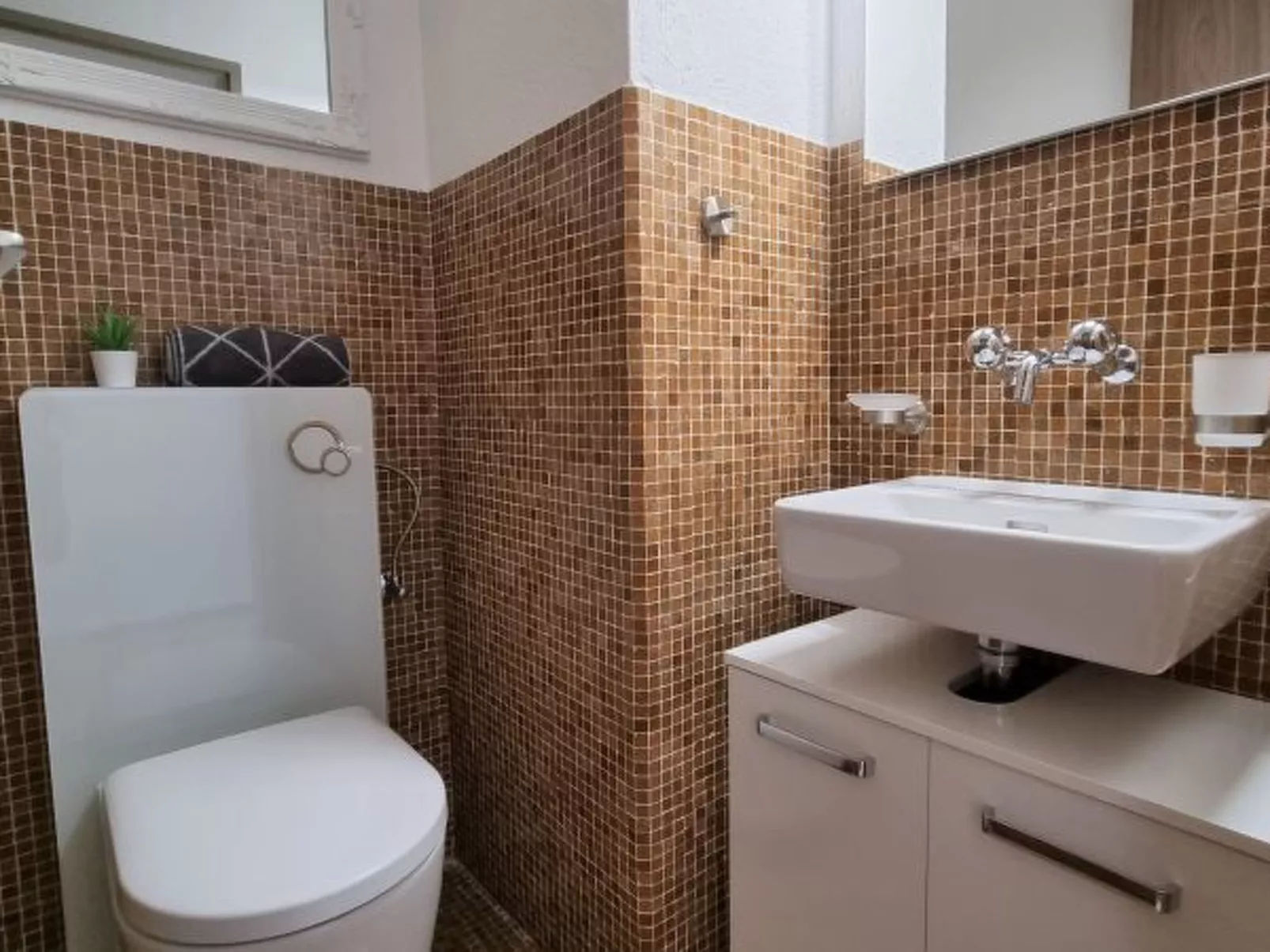 Alpine Retreat & Sauna - Binnen