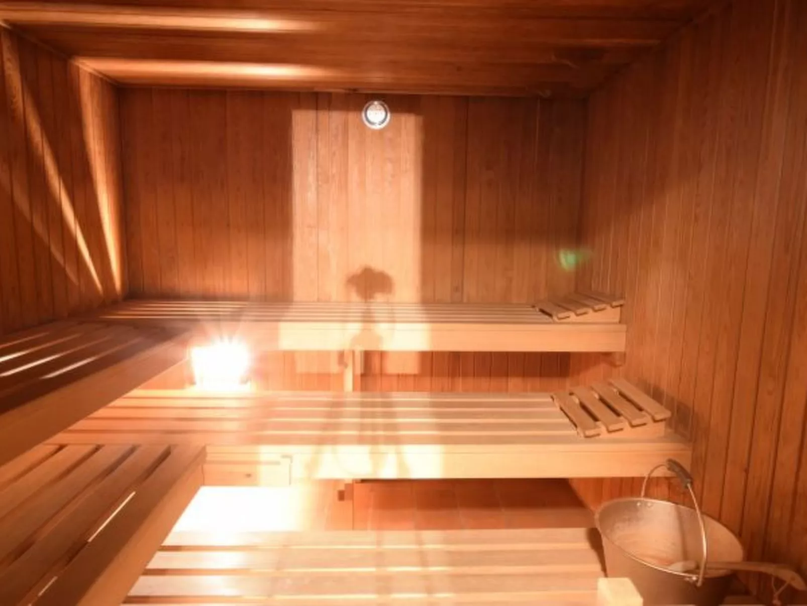 Casa Curnera 8 - Binnen