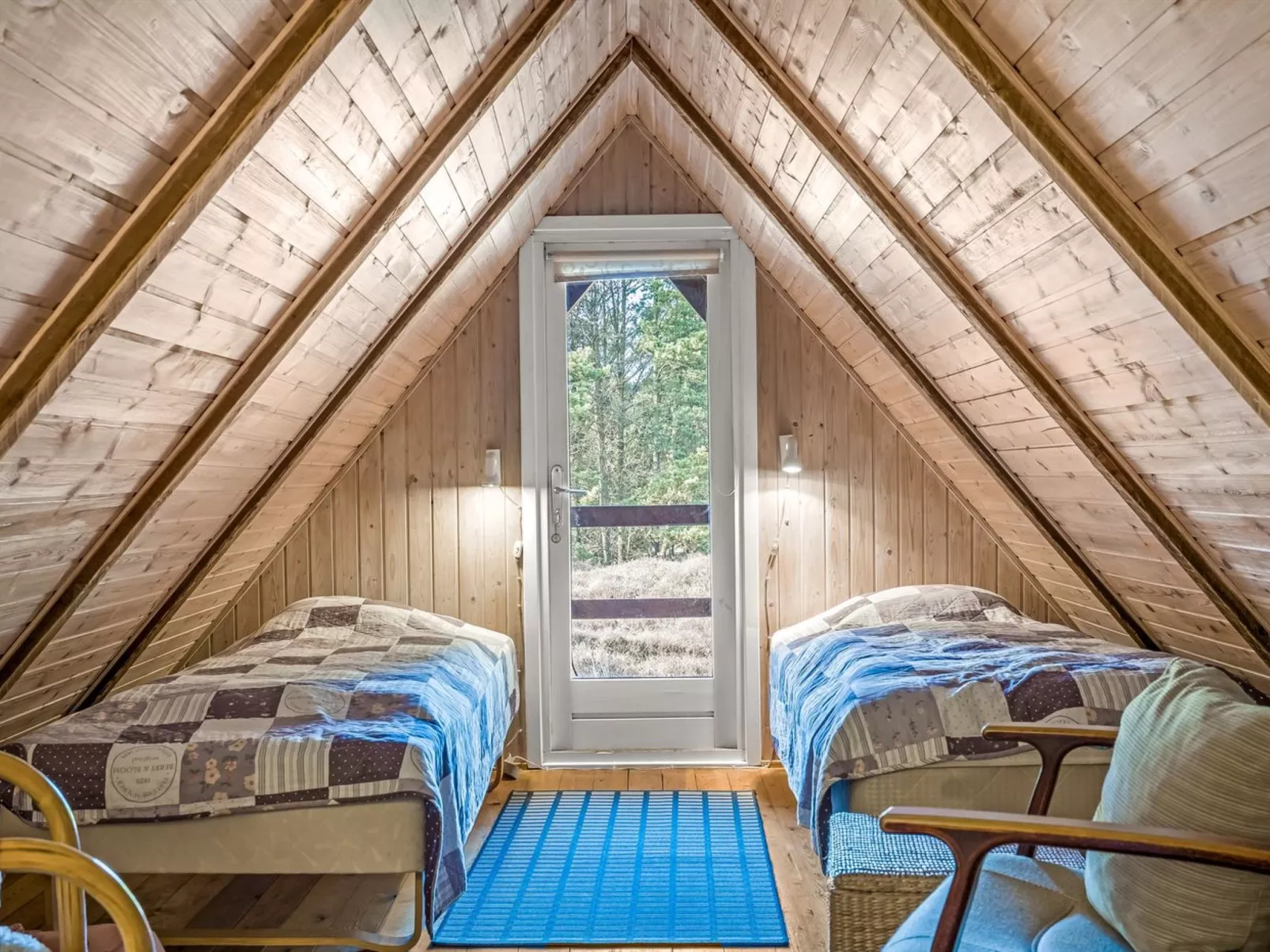 "Evelyn" - 2.8km from the sea - Binnen