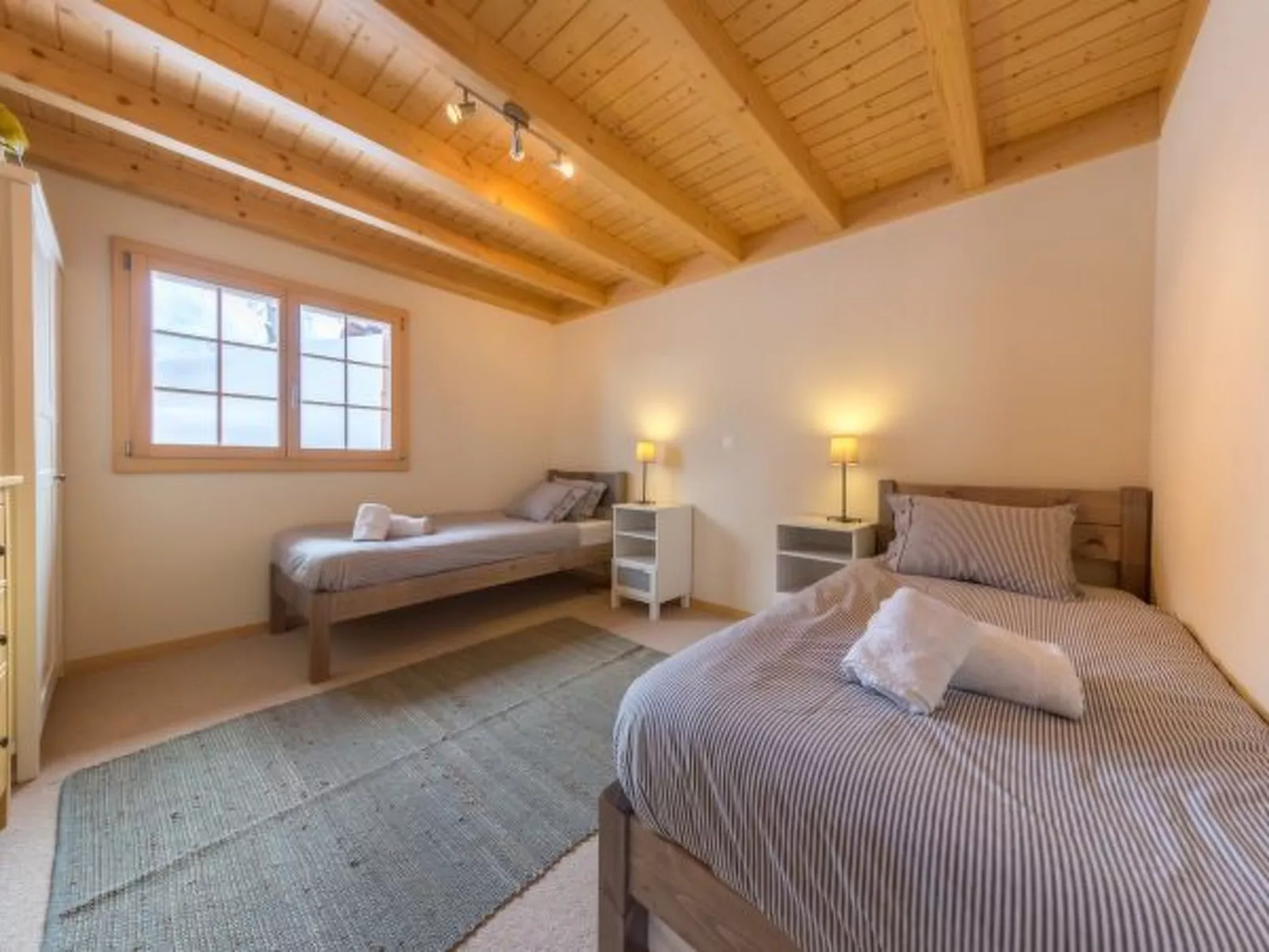 Chalet Nid Blanc wood burning hottub - Binnen