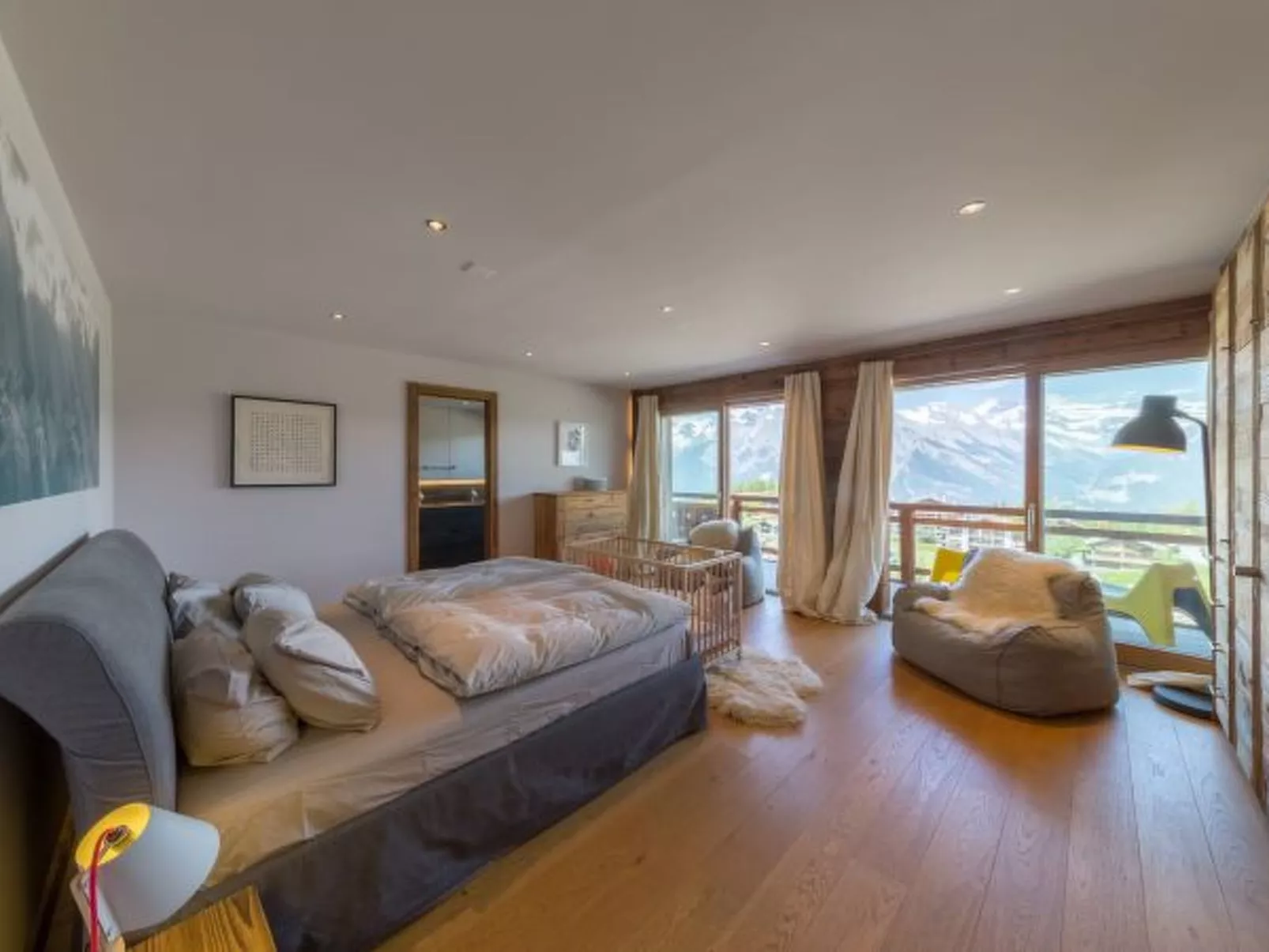 Grimpeur luxury duplex, Spa Access Front Telecabin - Binnen