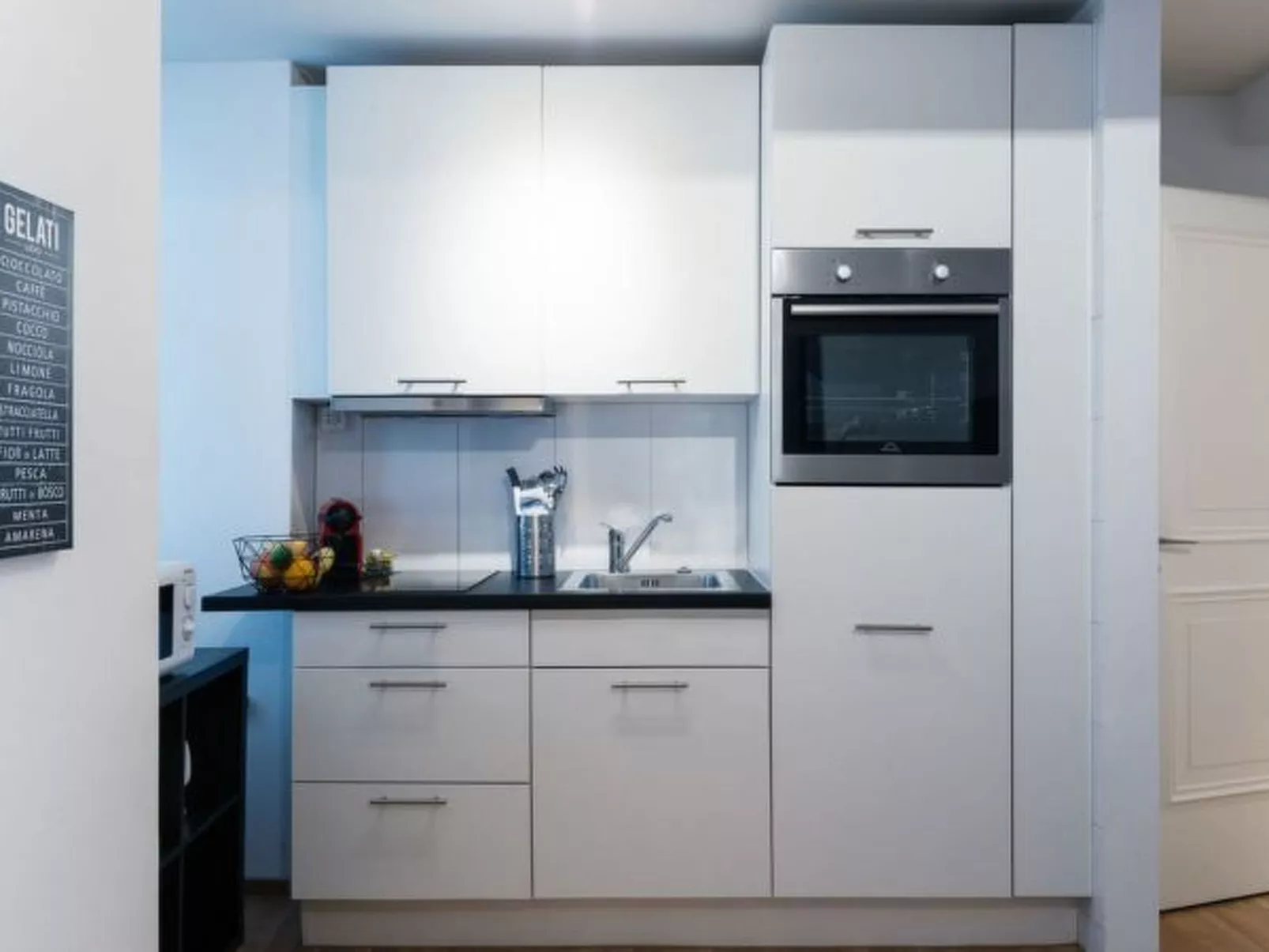 LU Venus ll - Old Town HITrental Apartment - Binnen