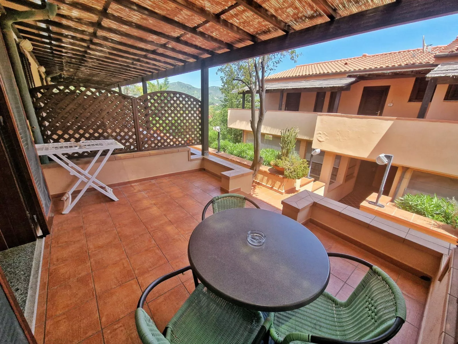 Ein-Zimmer-Wohnung 3 Betten - Buiten