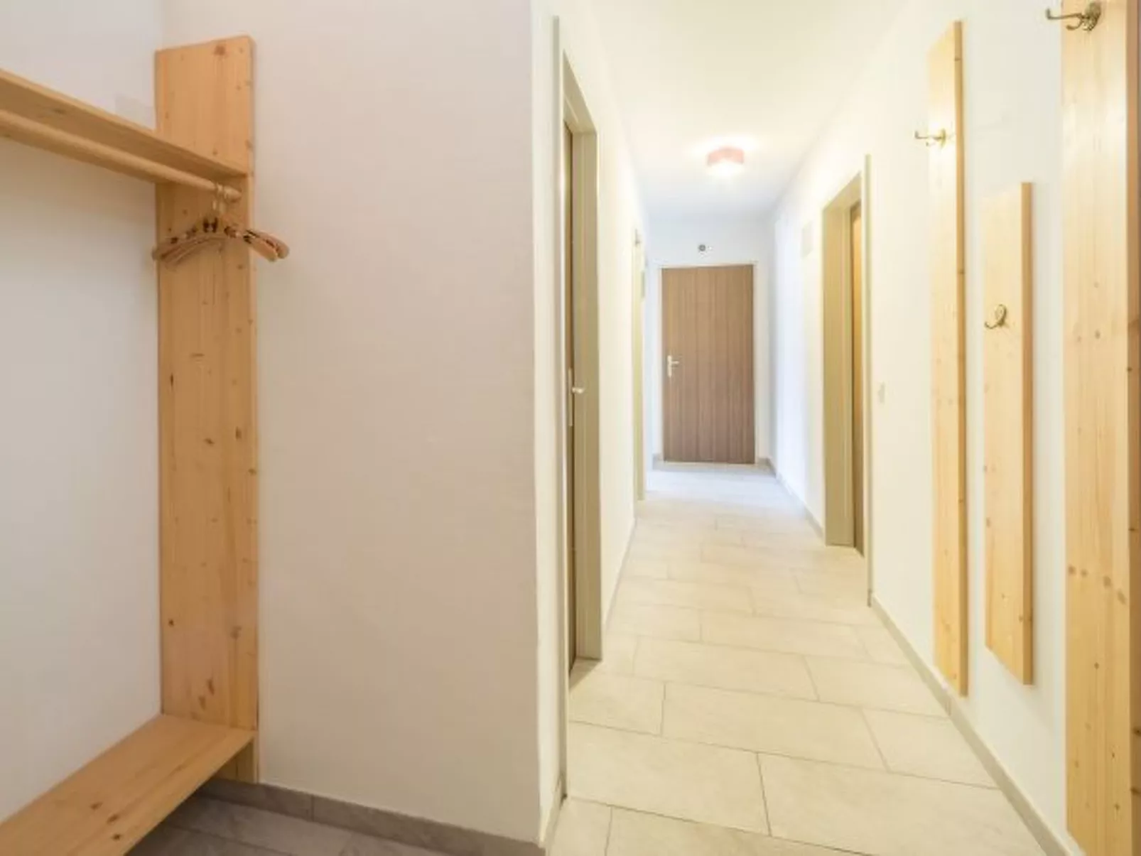 Val Signina 3-28 - Binnen