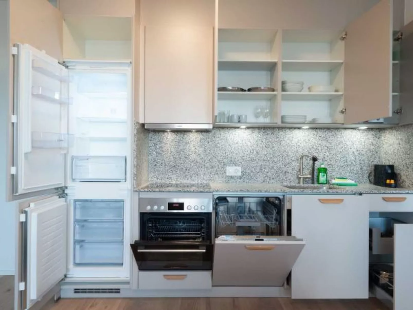 ZH Blue 3 - Letzigrund HITrental Apartment - Binnen