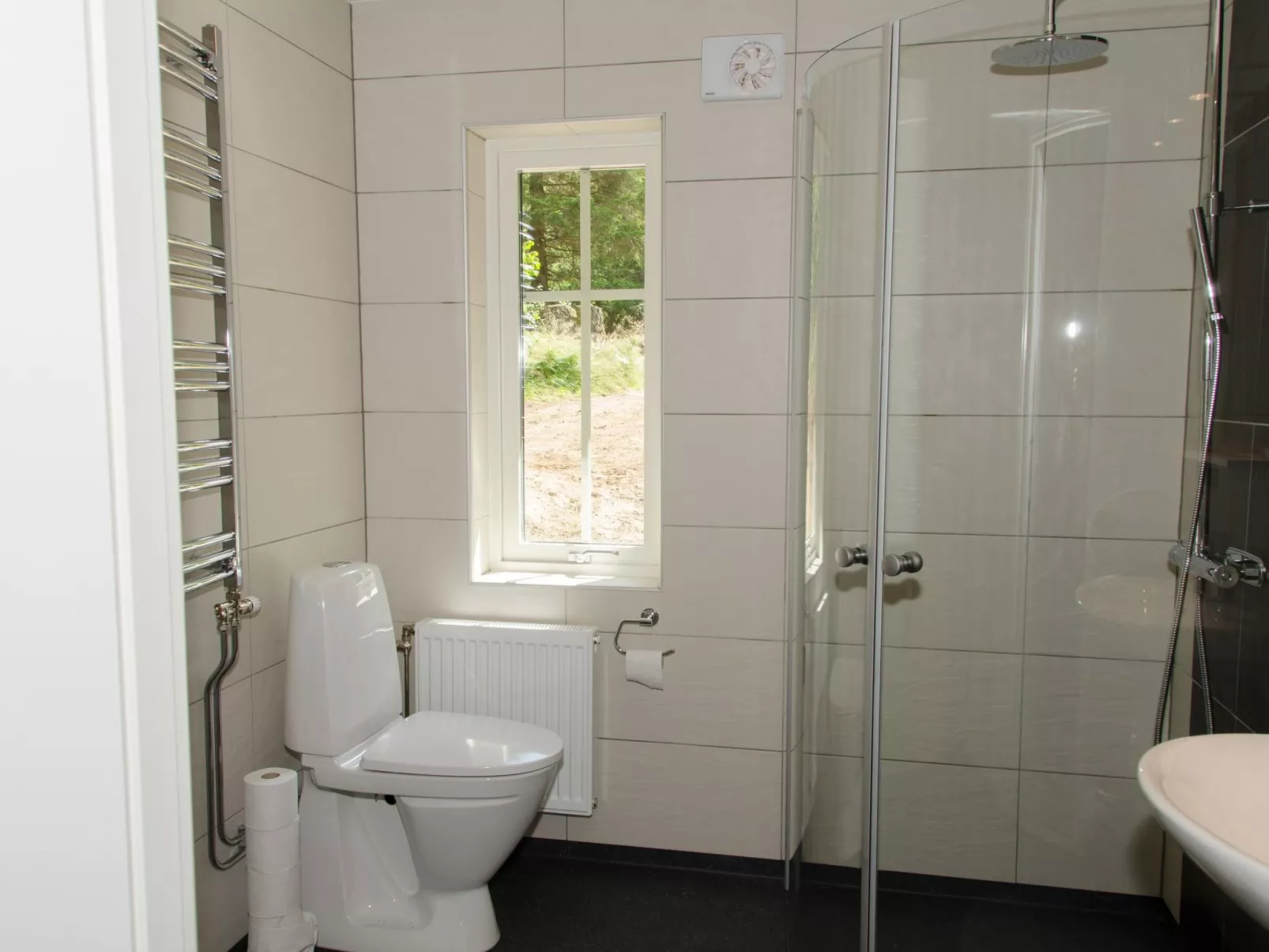 Idyllisches Schwedenhaus mit eigener Sauna - Binnen