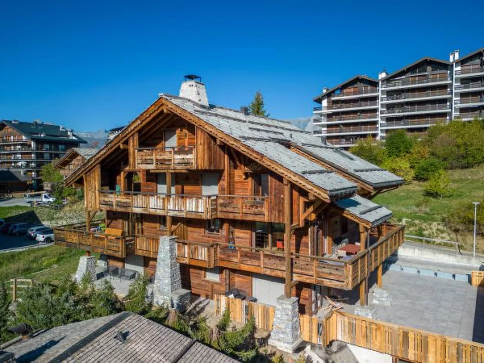 Les Fermes d'Alice - Centre de la station - Buiten