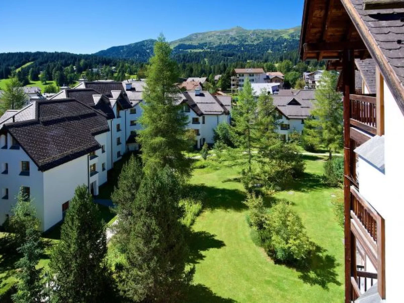 Schweizerhof 242 Lenzerheide - Buiten